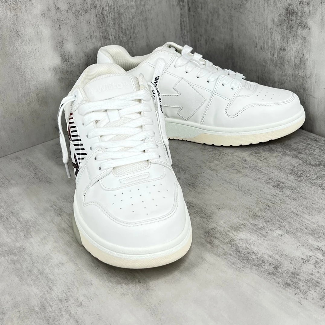 Low Top Leather Couple Sneakers Retro Ivory White - Gallery Image 2 - Detailed View