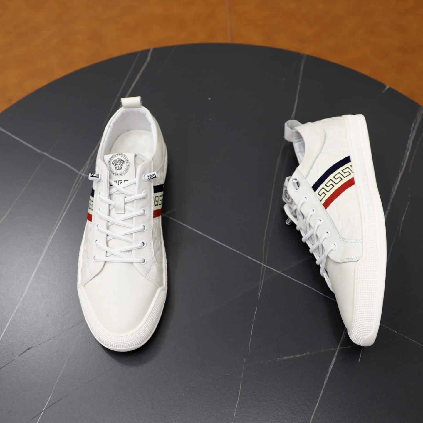 Luxury Leather Running Sneakers Ivory White - Gallery Image 5 - Detailed View