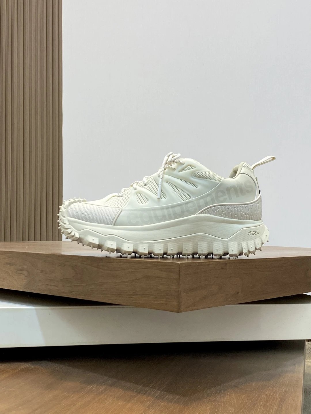 Moncler Trailgrip Amoeba Salehe Bembury Sneakers White - High Quality Product Image - Cnfans