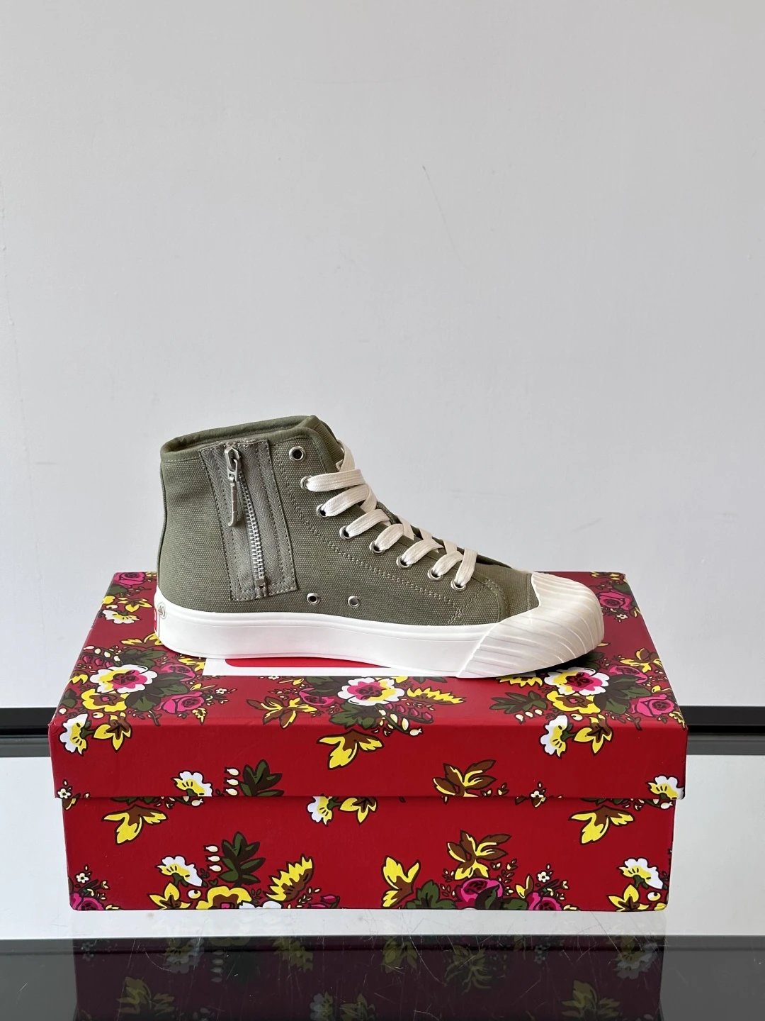 Kenzo Canvas High Sneakers Olive Green - Gallery Image 7 - Detailed View