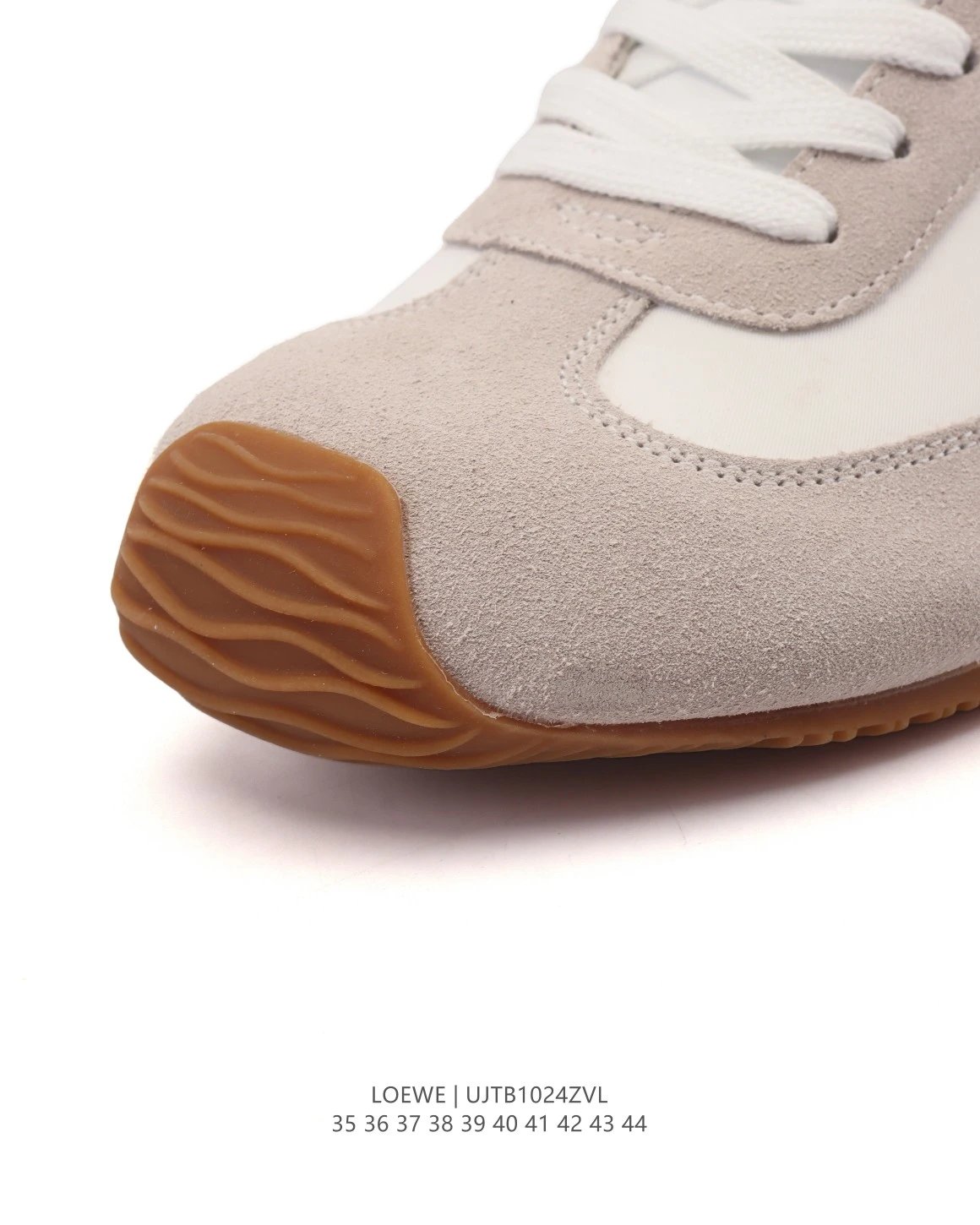 Loewe Ballet Runner 2.0 Beige - Gallery Image 7 - Detailed View