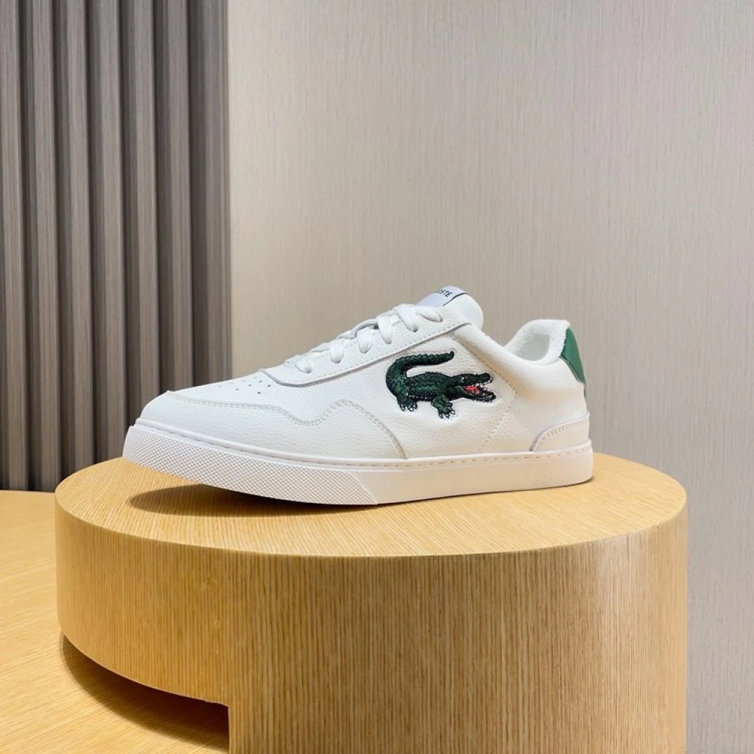 Lacoste Classic Sneakers White - Gallery Image 4 - Detailed View
