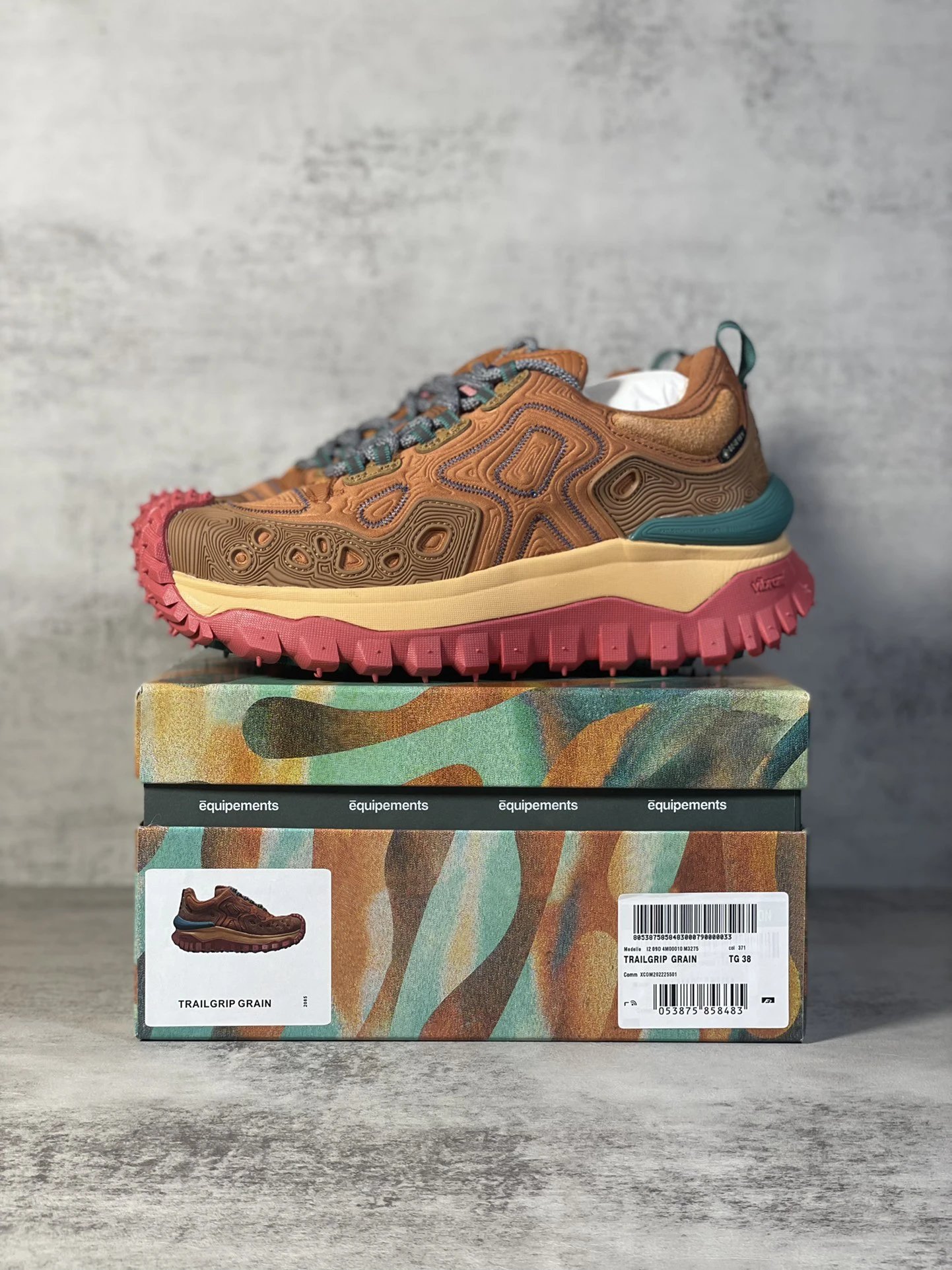 Moncler Trailgrip GTX Hiking Shoes Brown - Gallery Image 9 - Detailed View