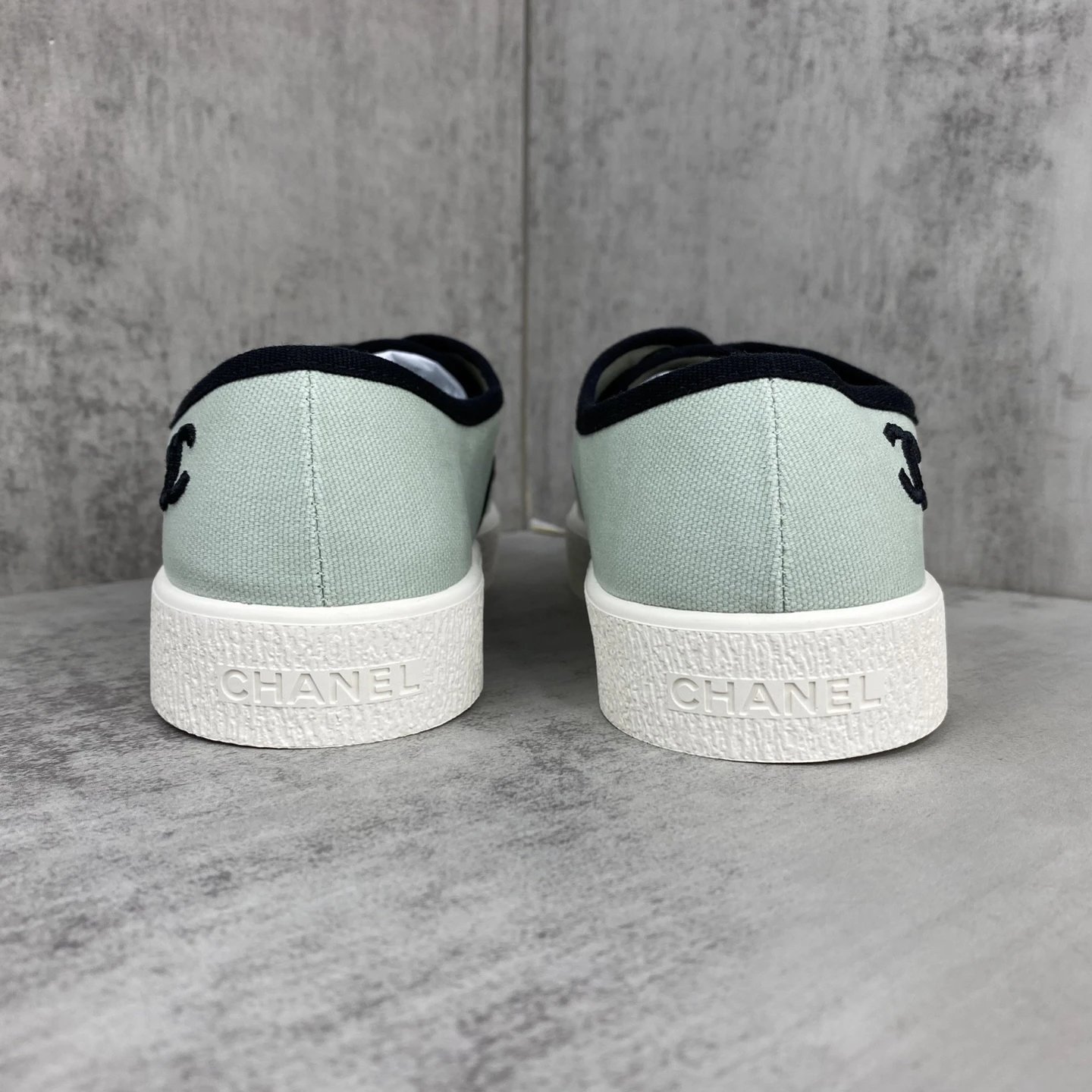 Vintage Canvas Low Top Sneakers with Rubber Sole Mint Green - Gallery Image 5 - Detailed View