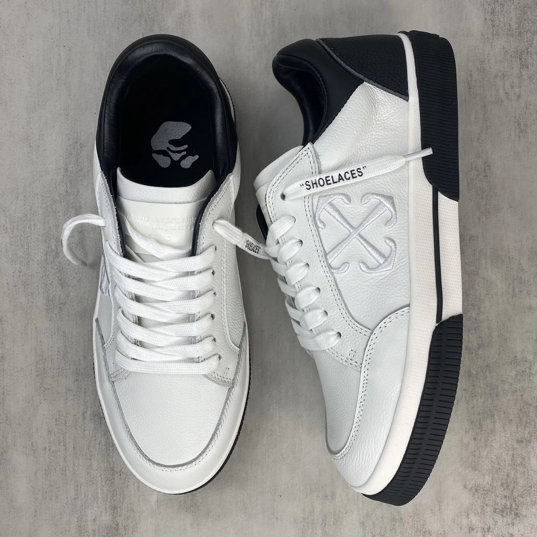 Low Vulcanized Canvas Sneakers Rubber Sole Leather Lining White Black - Gallery Image 3 - Detailed View