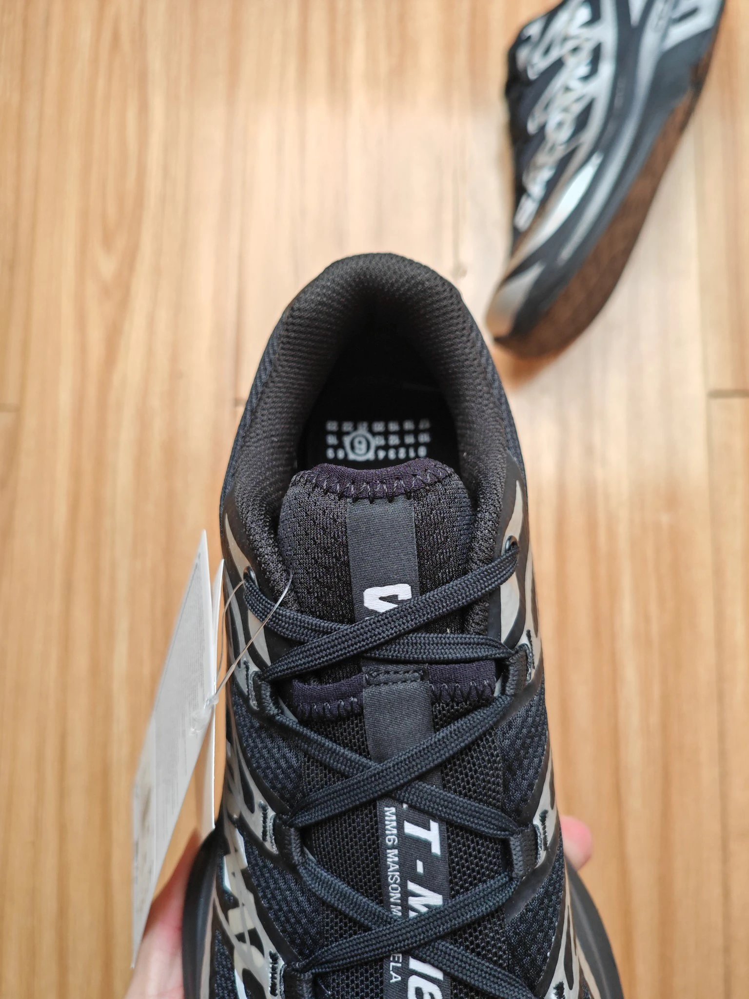 MM6 x Salomon Sctur 2 Sneakers Black Silver - Gallery Image 5 - Detailed View