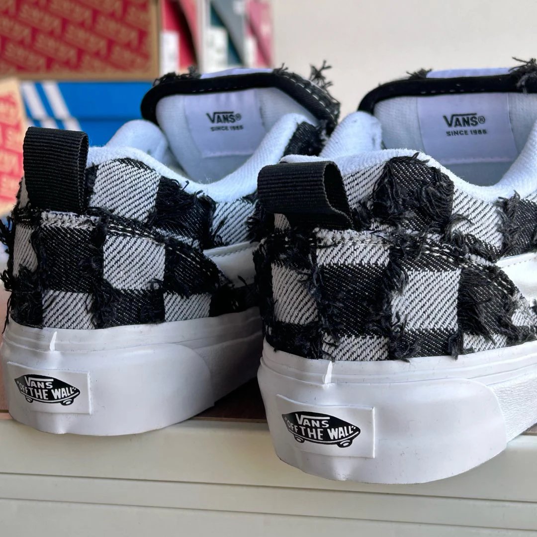 Plaid Canvas Low Top Sneakers Ebony Check - Gallery Image 6 - Detailed View