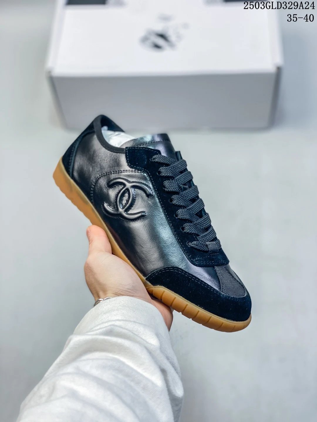 Retro Trainer Sneakers Leather Mesh Gum Sole Midnight Navy - Gallery Image 1 - Detailed View