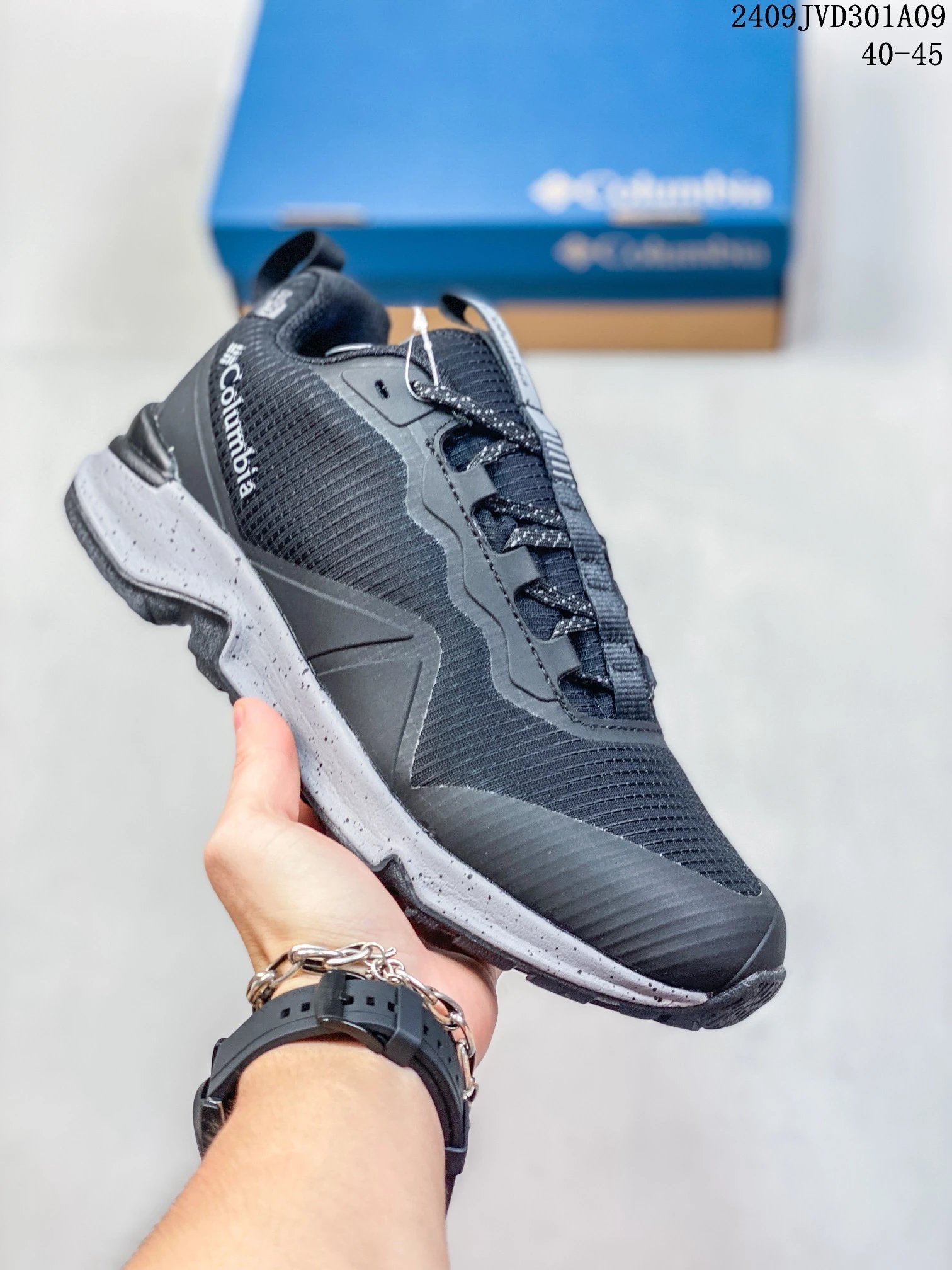 Autumn Trail Sneakers Shockproof Graphite - Gallery Image 1 - Detailed View