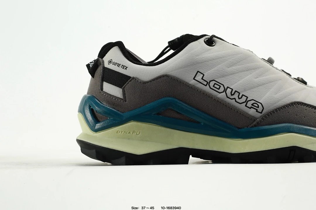 GTX Hiking Sneakers Glacier Grey - Gallery Image 3 - Detailed View