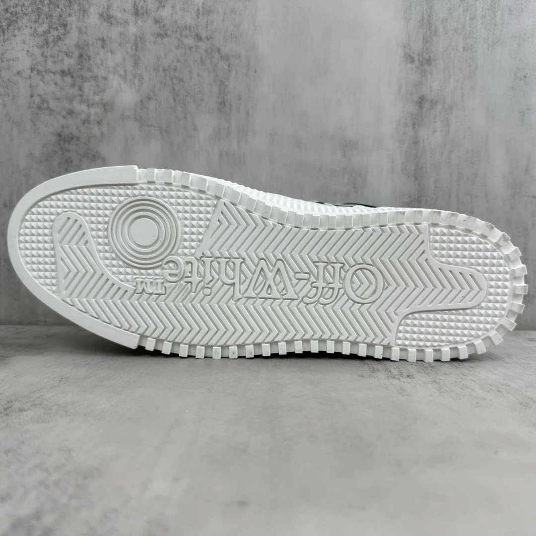 Low Vulcanized Canvas Sneakers Leather Lining White Noir - Gallery Image 8 - Detailed View