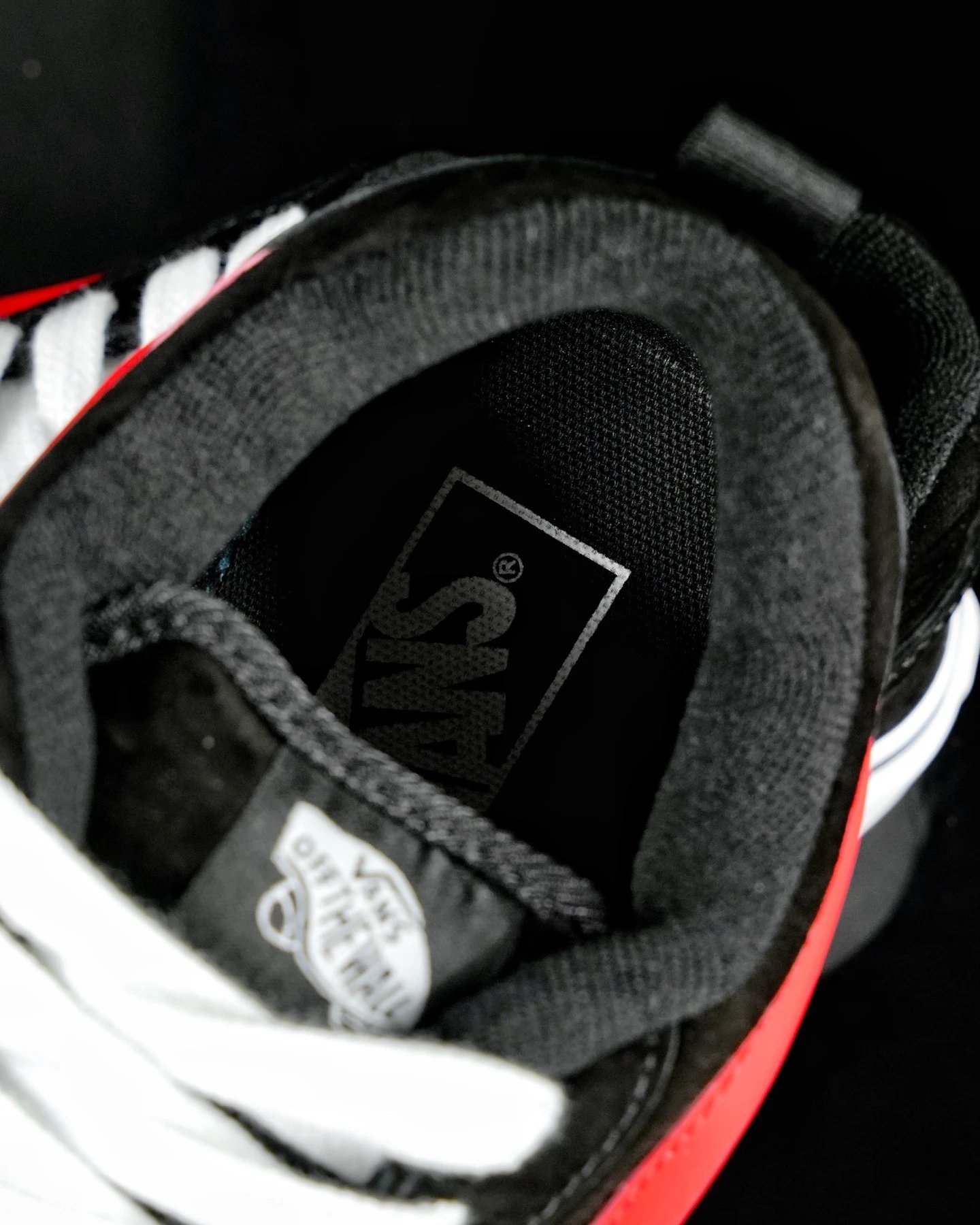 Retro Chunky Skate Shoes Suede Scarlet Red - Gallery Image 6 - Detailed View