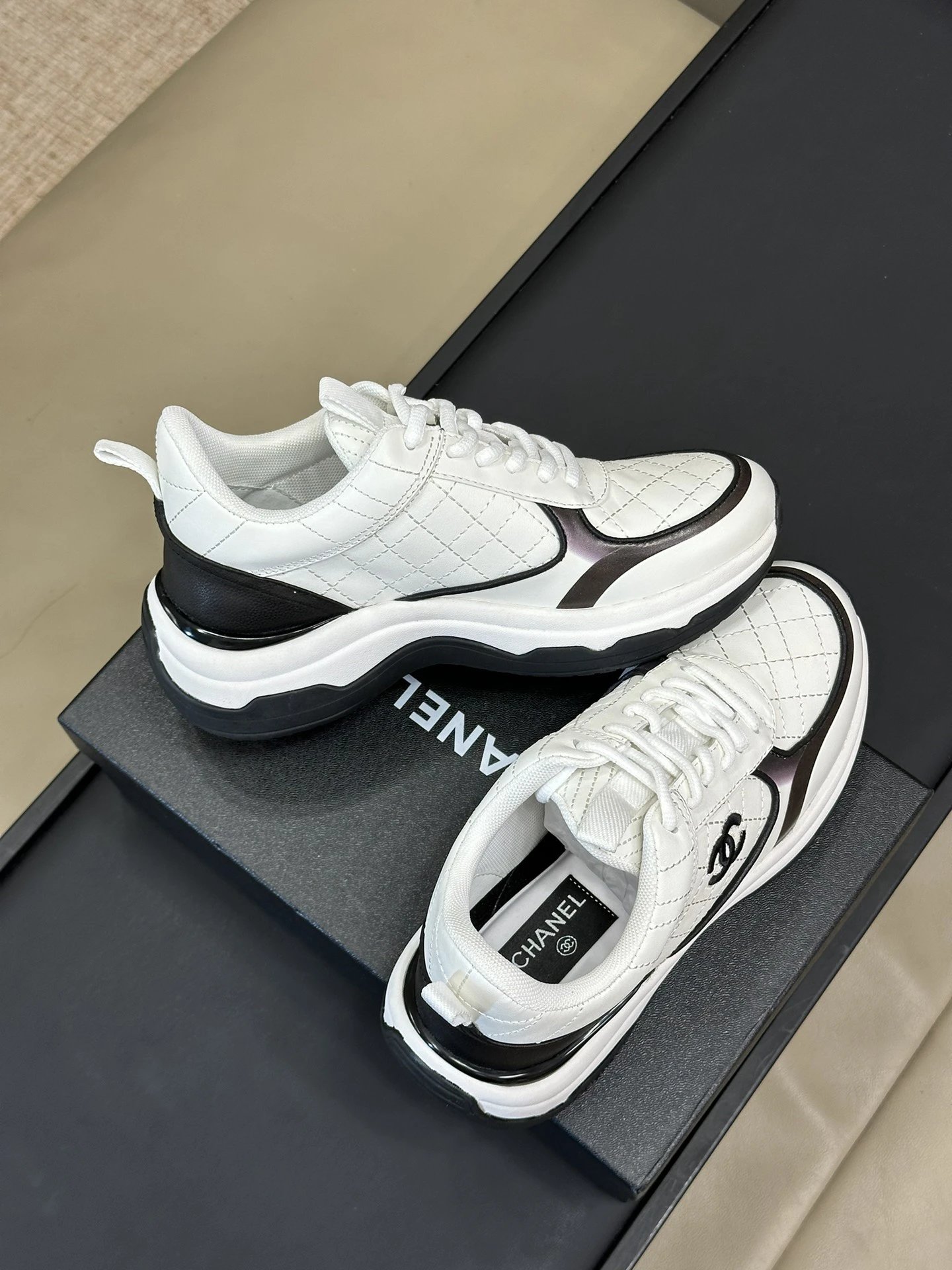 Chanel SS25 Sneakers White - Gallery Image 3 - Detailed View