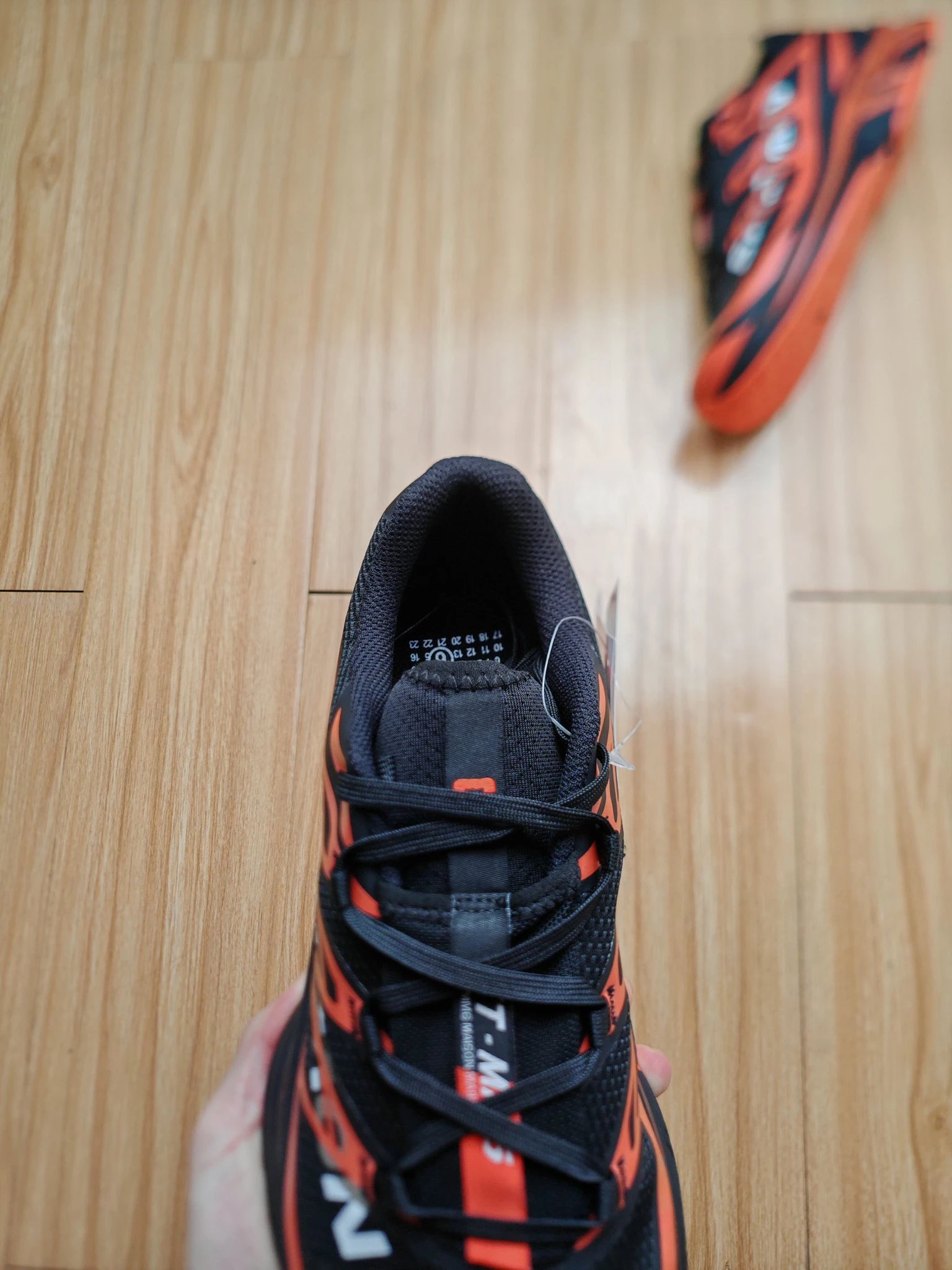 MM6 x Salomon Sctur 2 Sneakers Black Red - Gallery Image 5 - Detailed View