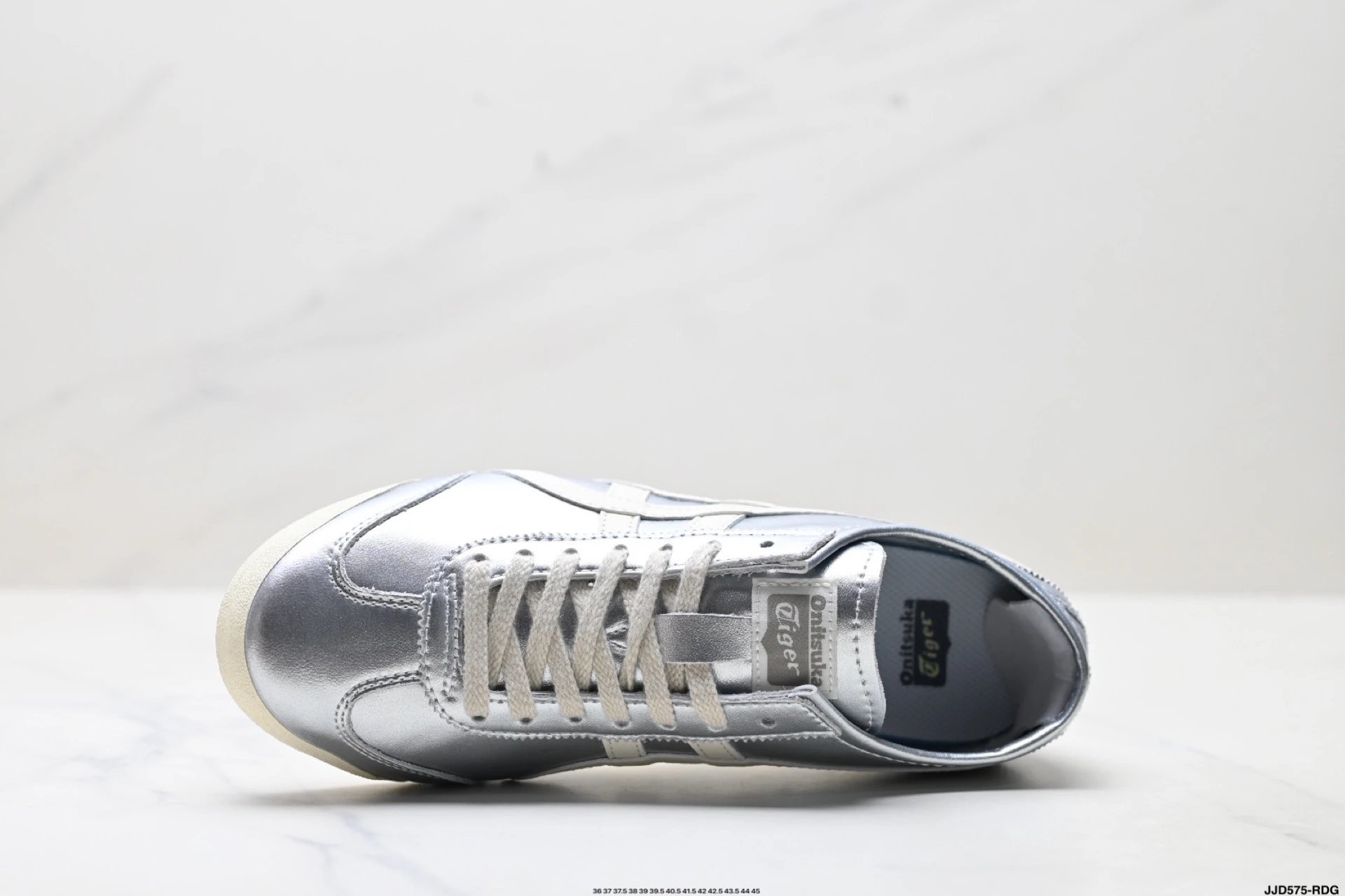 Onitsuka Tiger NIPPON MADE Mexico 66 Deluxe Sneakers Silver White - Gallery Image 2 - Detailed View