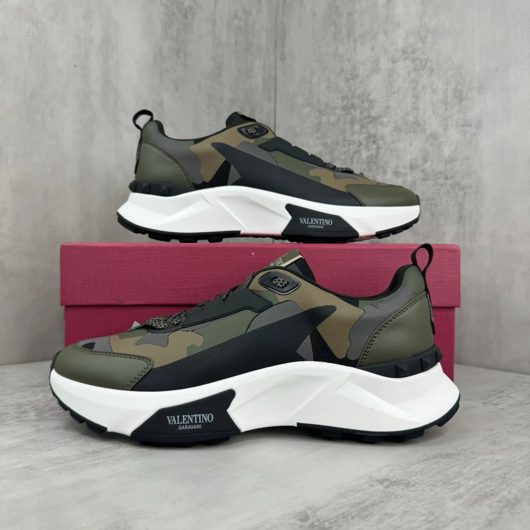 True Act Mesh Sneakers Camo Green - Gallery Image 9 - Detailed View
