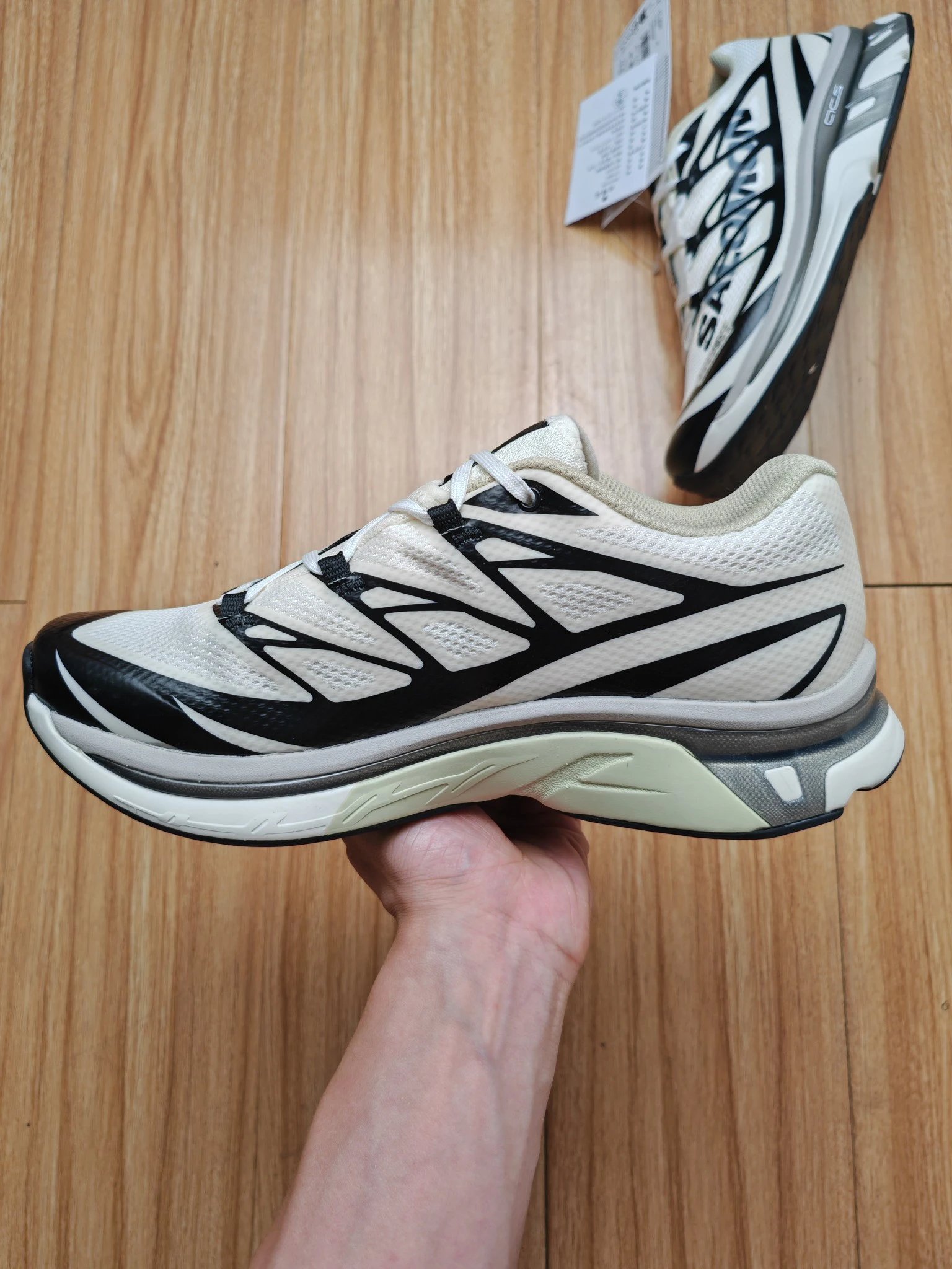 MM6 x Salomon Sctur 2 Sneakers White Black - Gallery Image 3 - Detailed View