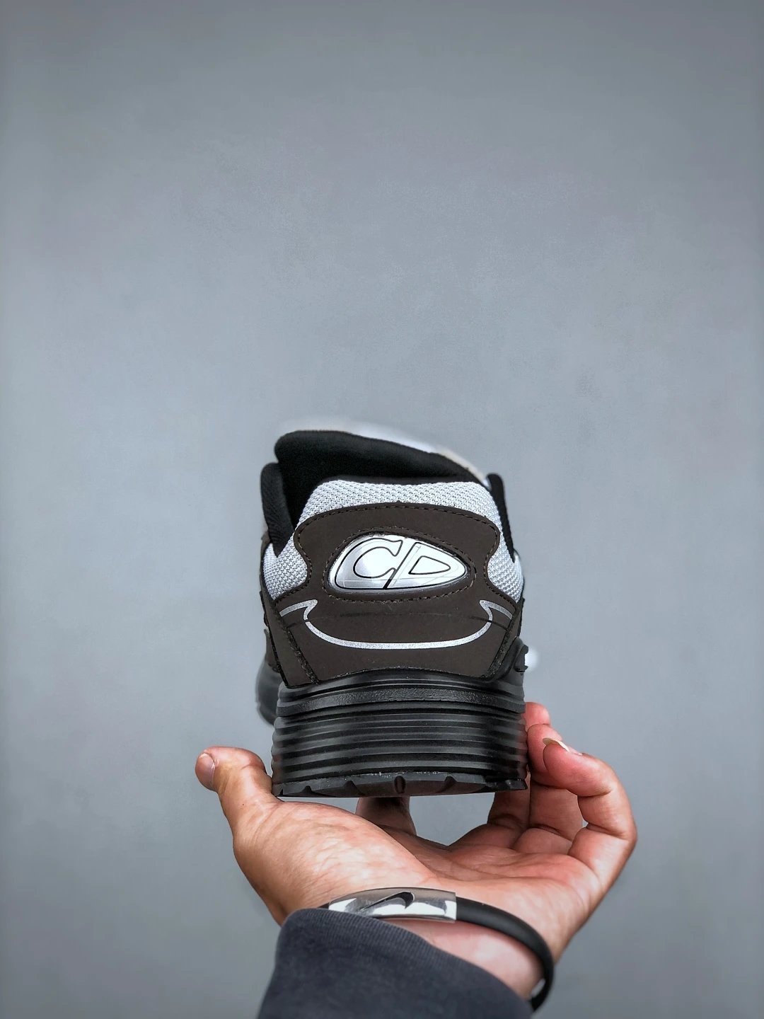 Dad Sneakers Suede Ebony - Gallery Image 7 - Detailed View