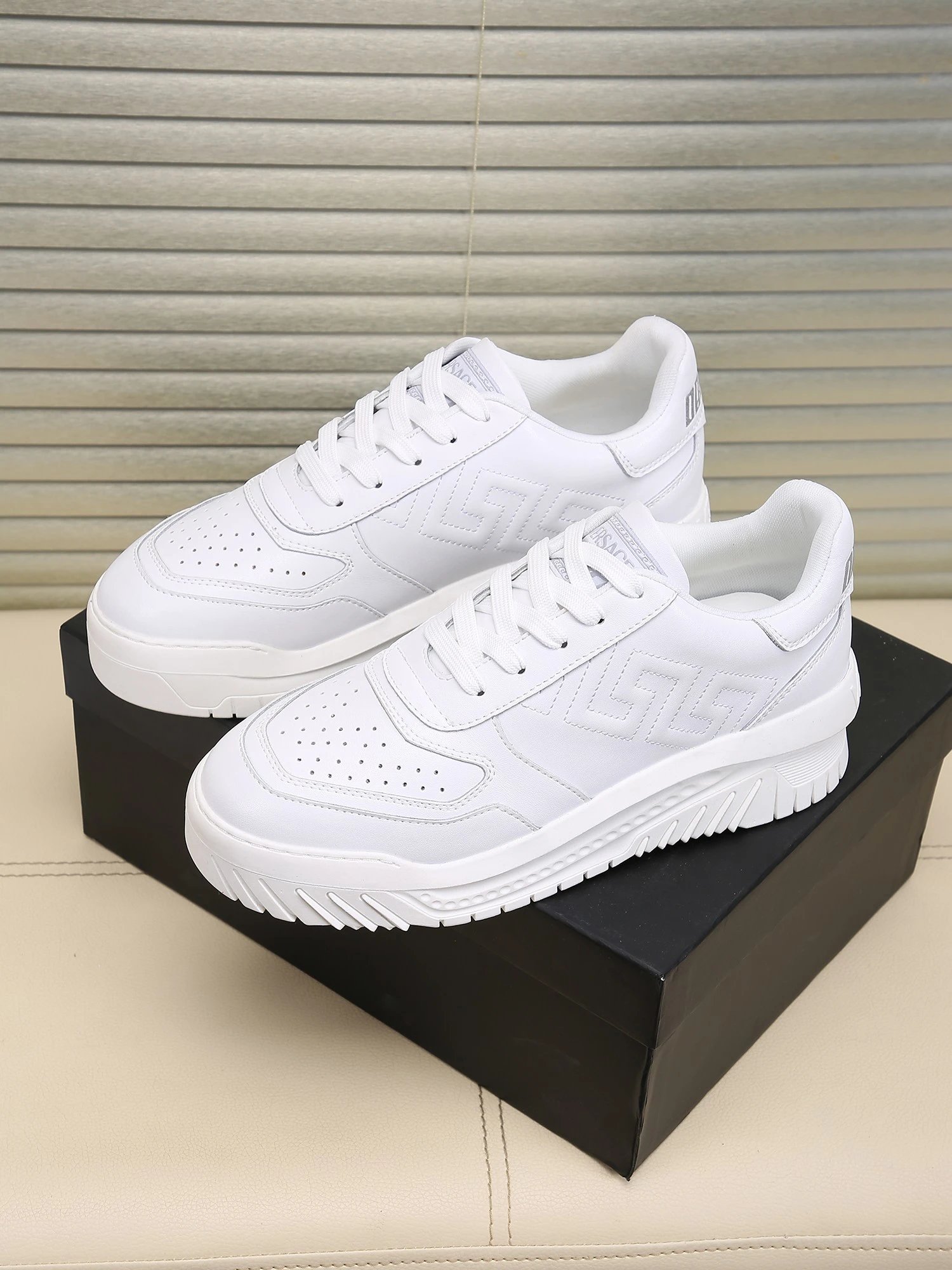 Grace Labyrinth Leather Sneakers Ivory White - Gallery Image 6 - Detailed View