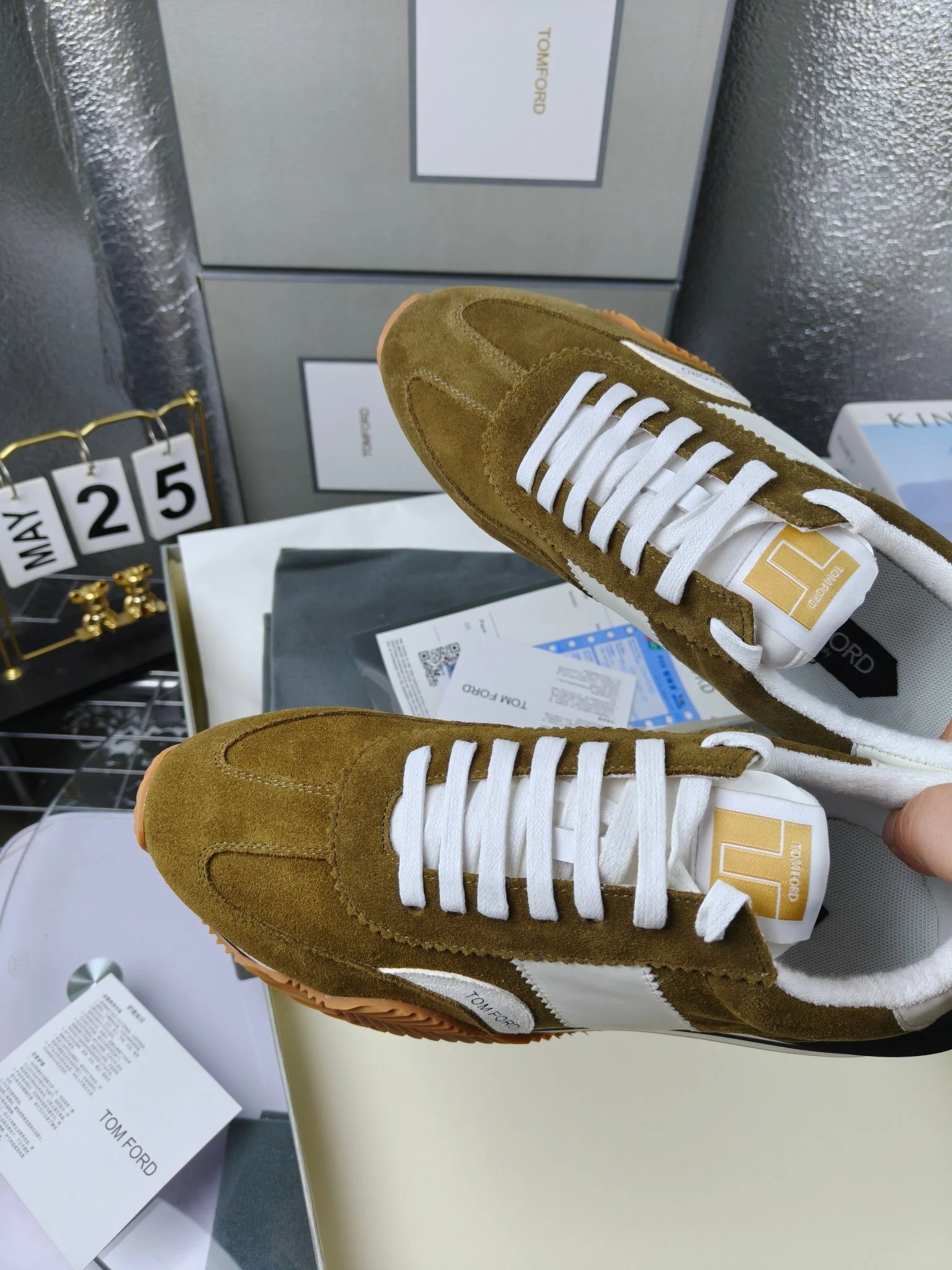 Vintage Suede Leather Sneakers Ochre White - Gallery Image 7 - Detailed View