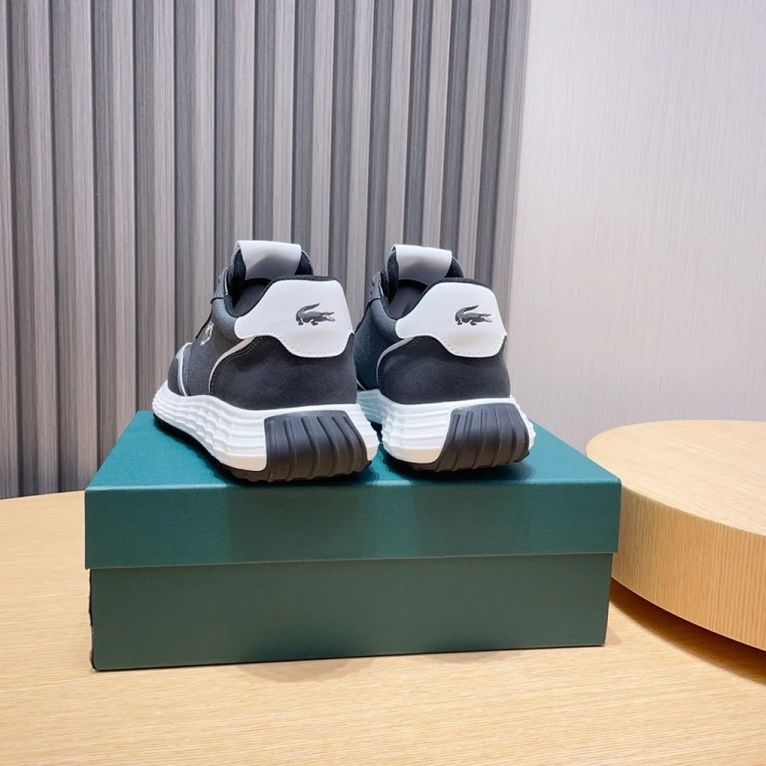 Lacoste Classic Sneakers Gray - Gallery Image 4 - Detailed View