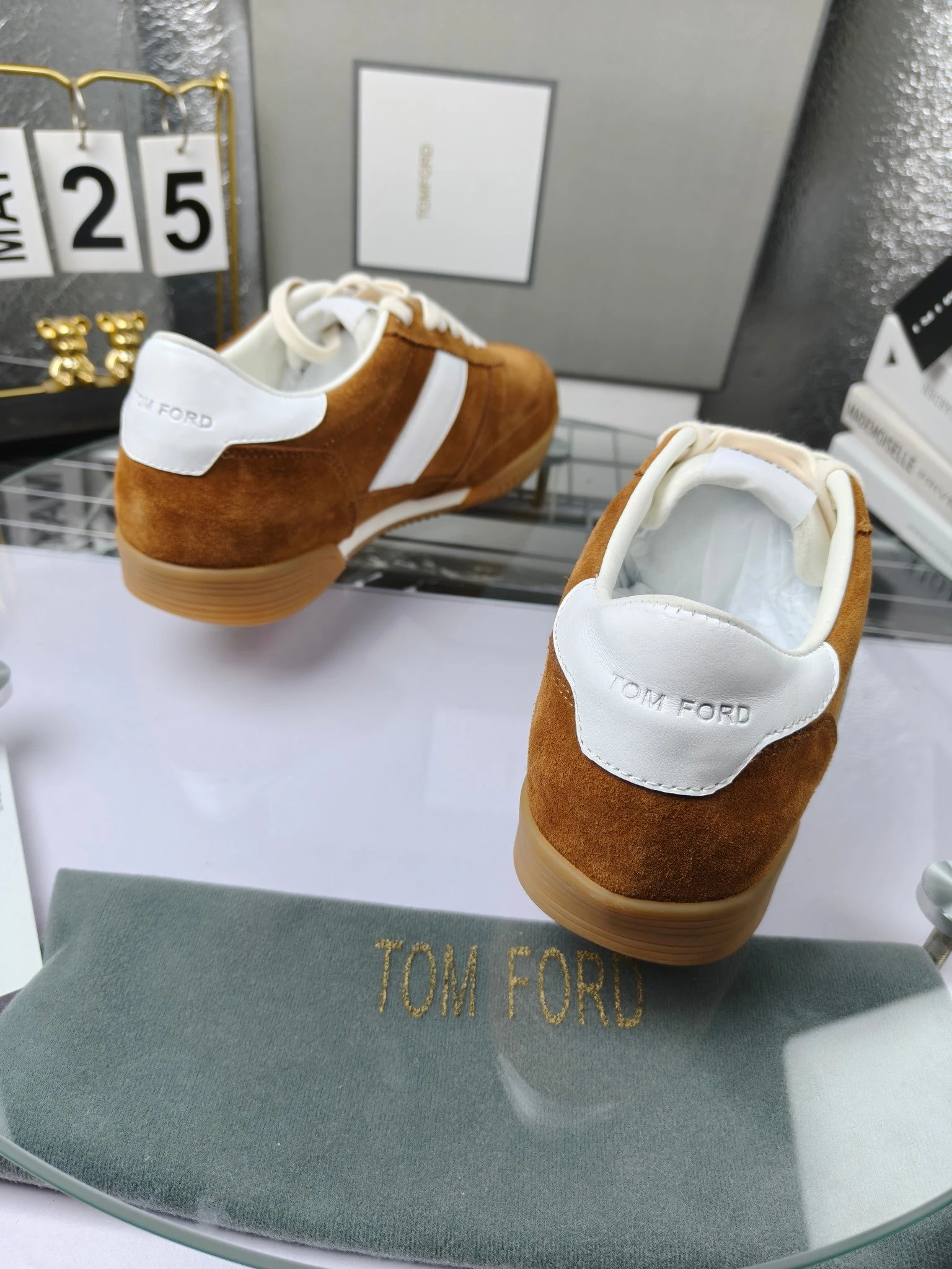 Suede Leather Sneakers Retro Casual Amber Brown - Gallery Image 9 - Detailed View