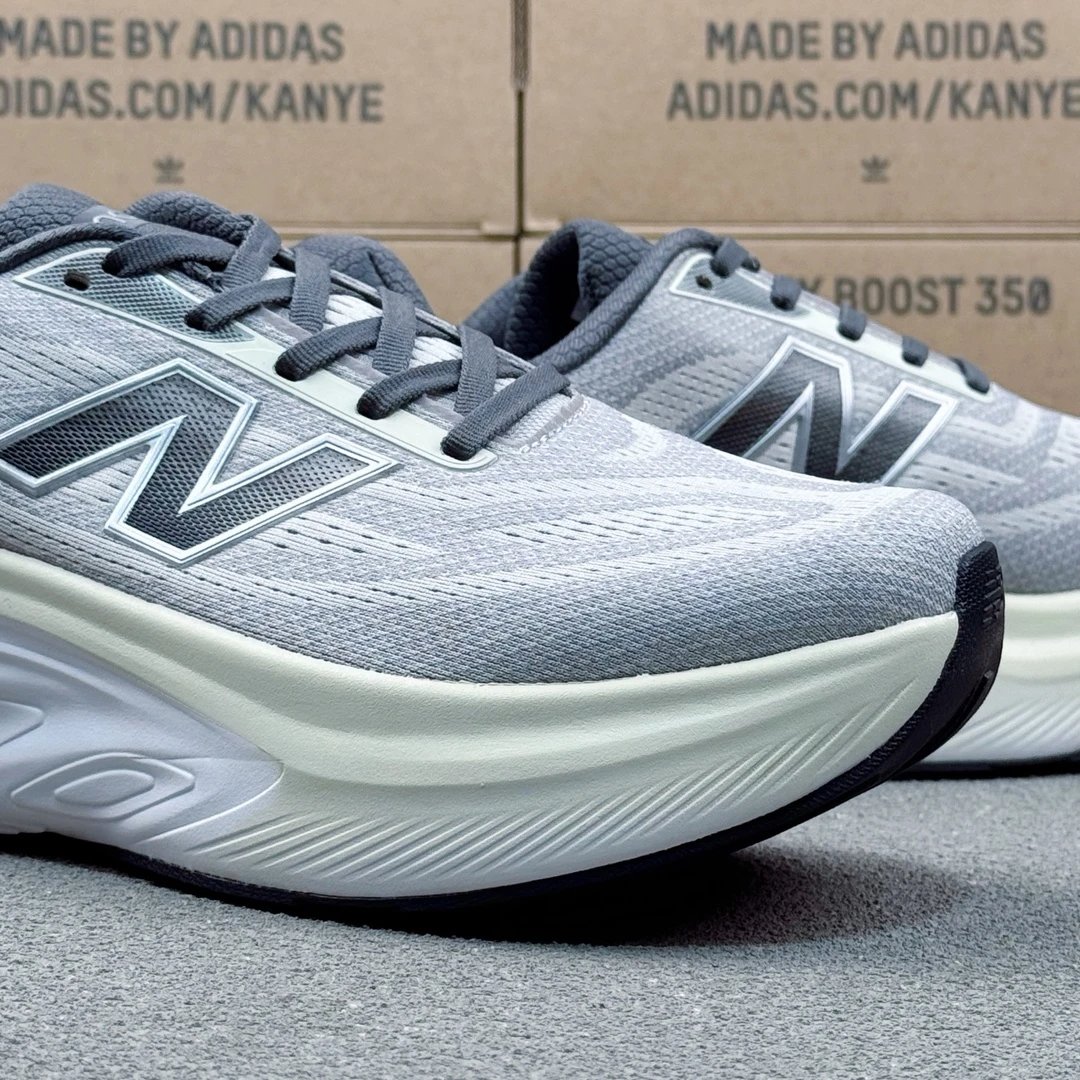 Lightweight Knit Sneakers Nimbus Gray - Gallery Image 7 - Detailed View