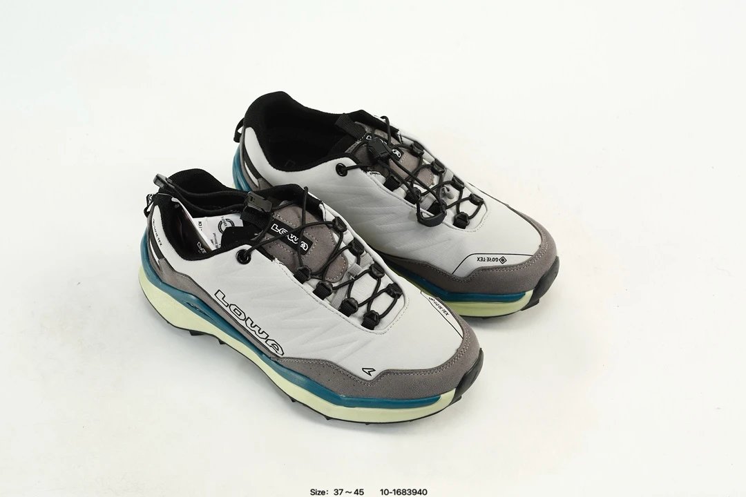 GTX Hiking Sneakers Glacier Grey - Gallery Image 9 - Detailed View