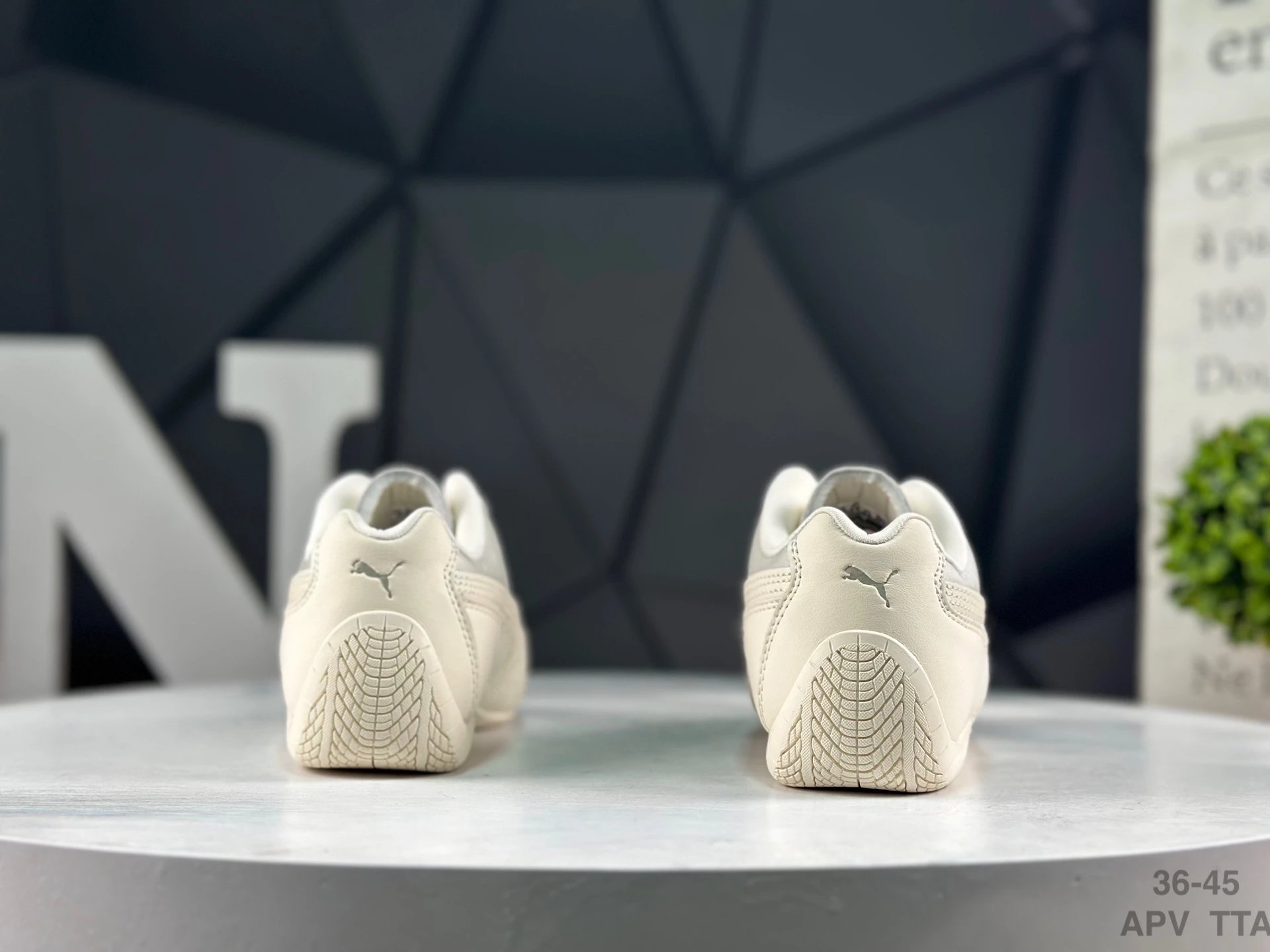 PUMA Speed OG Sneakers Beige - Gallery Image 6 - Detailed View