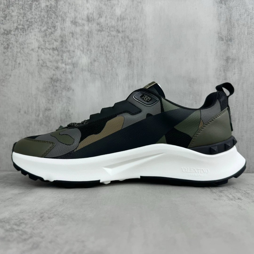 True Act Mesh Sneakers Camo Green - Gallery Image 7 - Detailed View