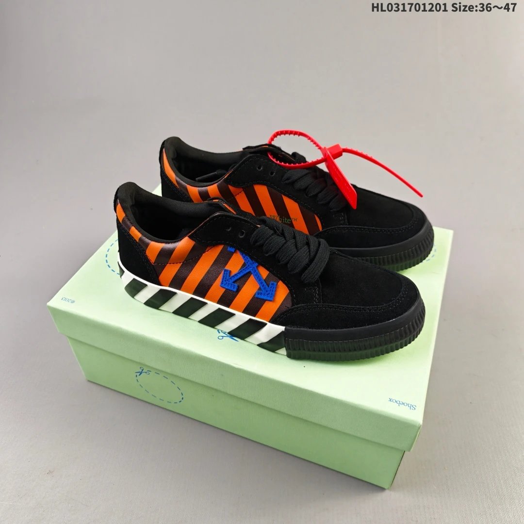 Vulcanized Striped Low Top Canvas Sneakers Black Fuchsia - Gallery Image 3 - Detailed View