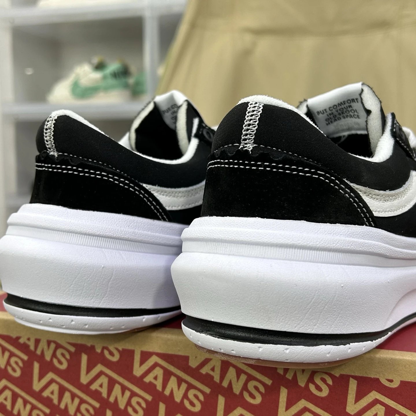 Old Skool Low Top Skate Shoes Ebony White - Gallery Image 6 - Detailed View