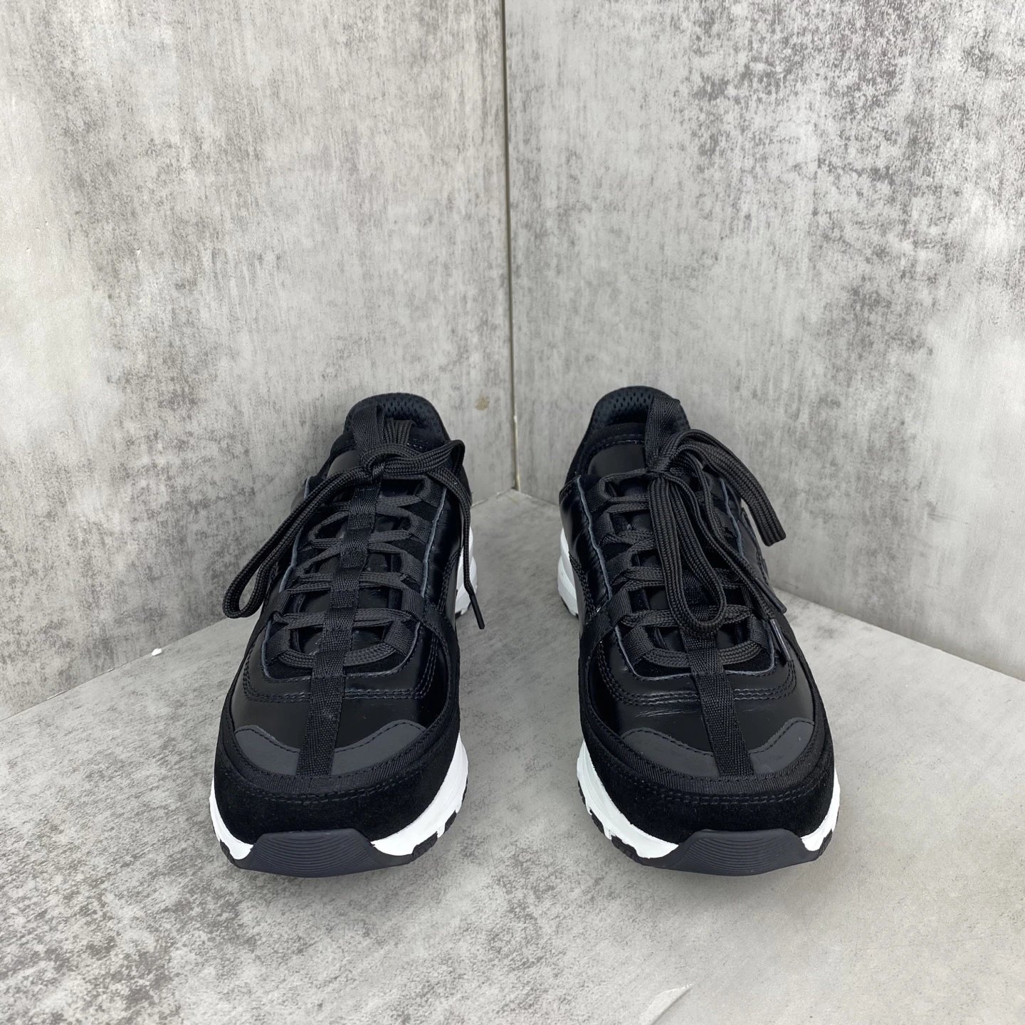 Luxury Leather Suede Mesh Sneakers Women Jet Black - Gallery Image 4 - Detailed View