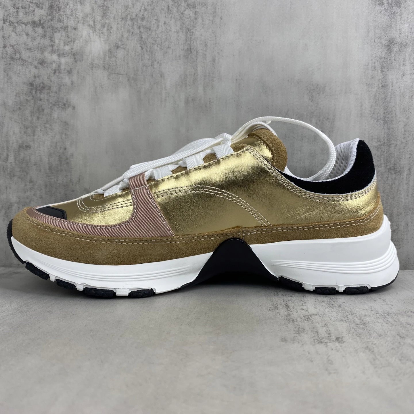 Retro Leather Mesh Sneakers Outdoor Style Gold Pink - Gallery Image 7 - Detailed View