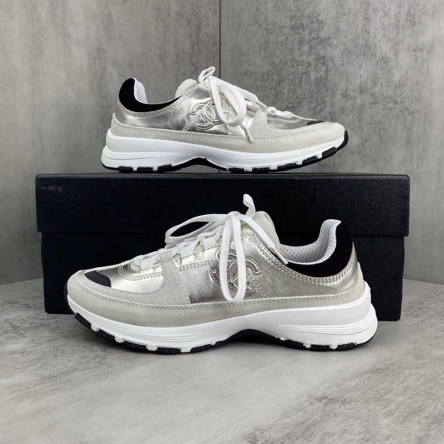 Women Mixed Material Sneakers Outdoor Casual Beige - Gallery Image 9 - Detailed View