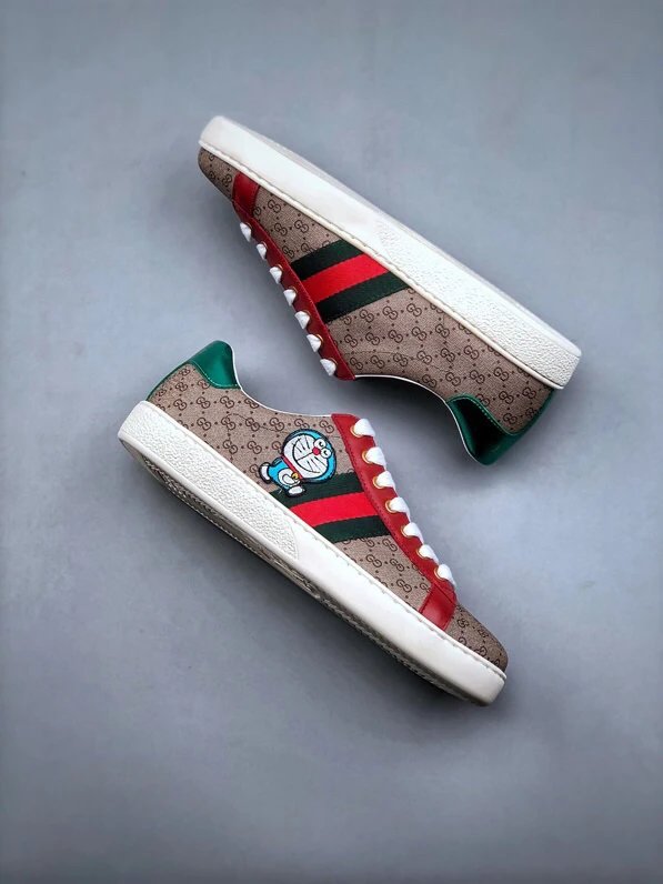 Gucci Bee Pink Green Sneaker Embroidered Doraemon - Gallery Image 6 - Detailed View