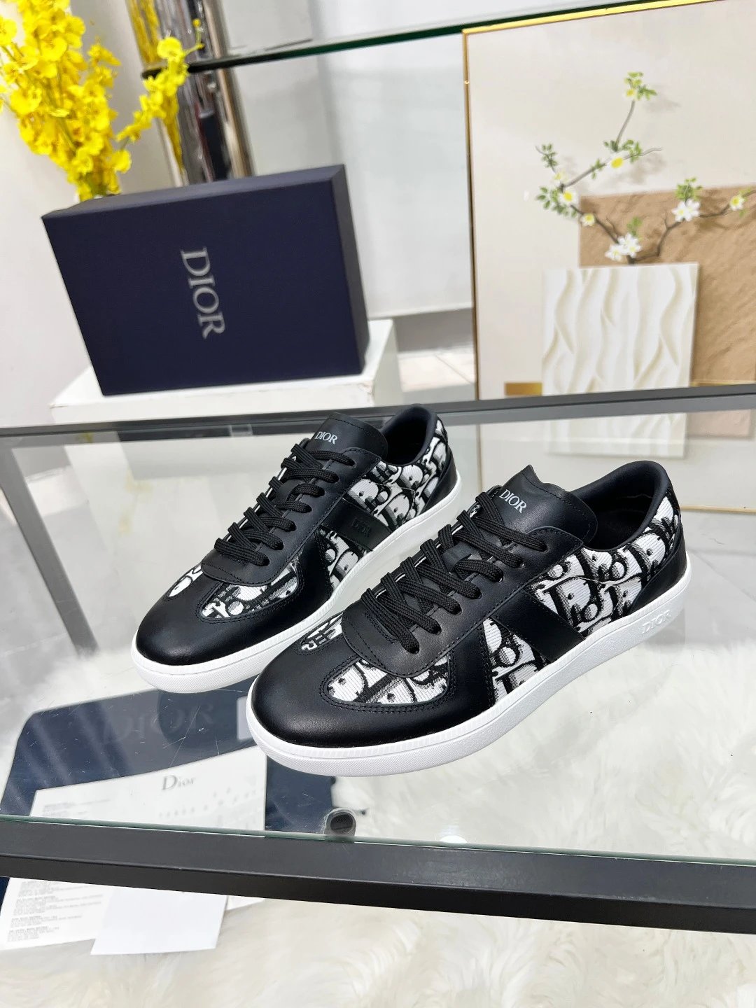 Dior B01 Sneakers Black - Gallery Image 3 - Detailed View
