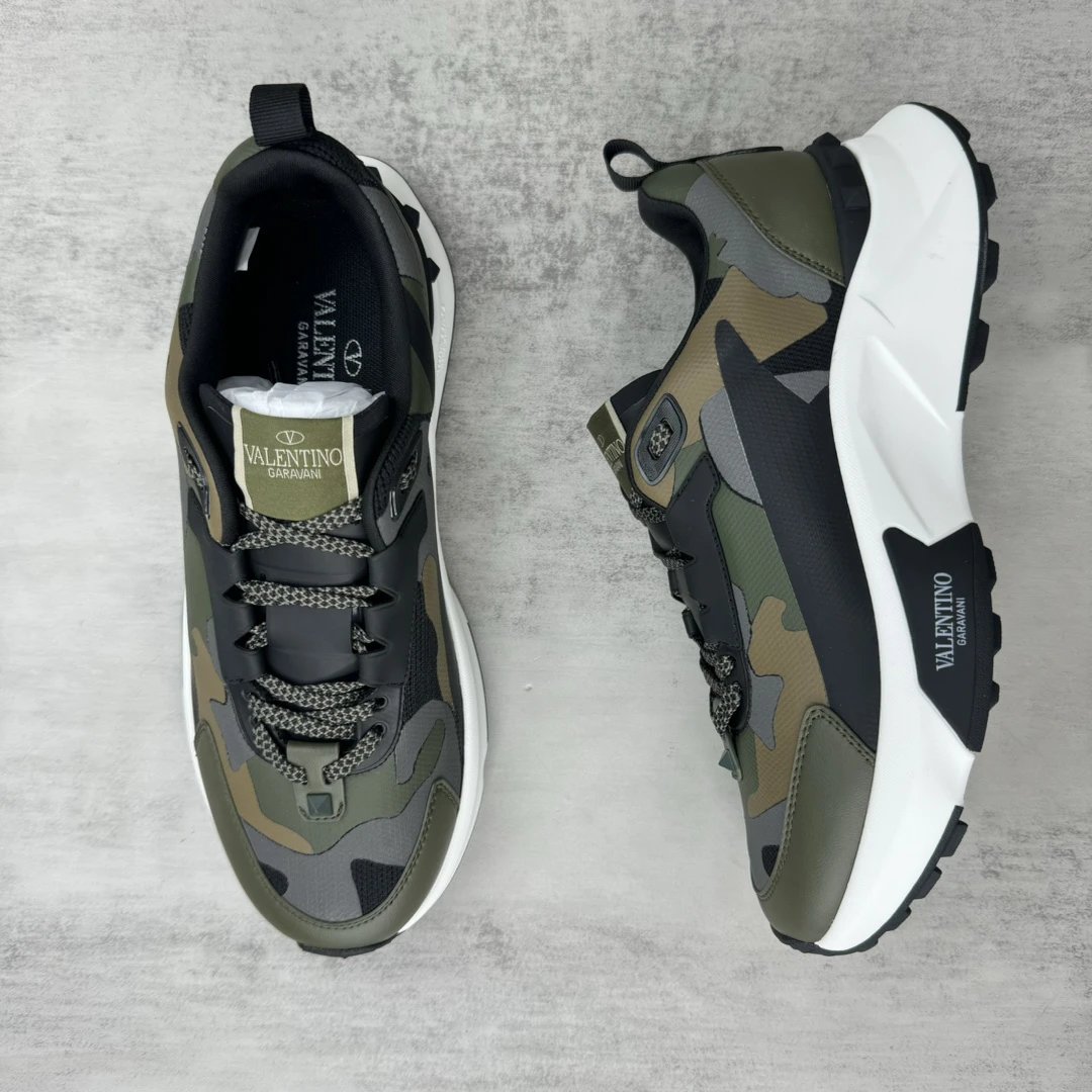 True Act Mesh Sneakers Camo Green - Gallery Image 3 - Detailed View