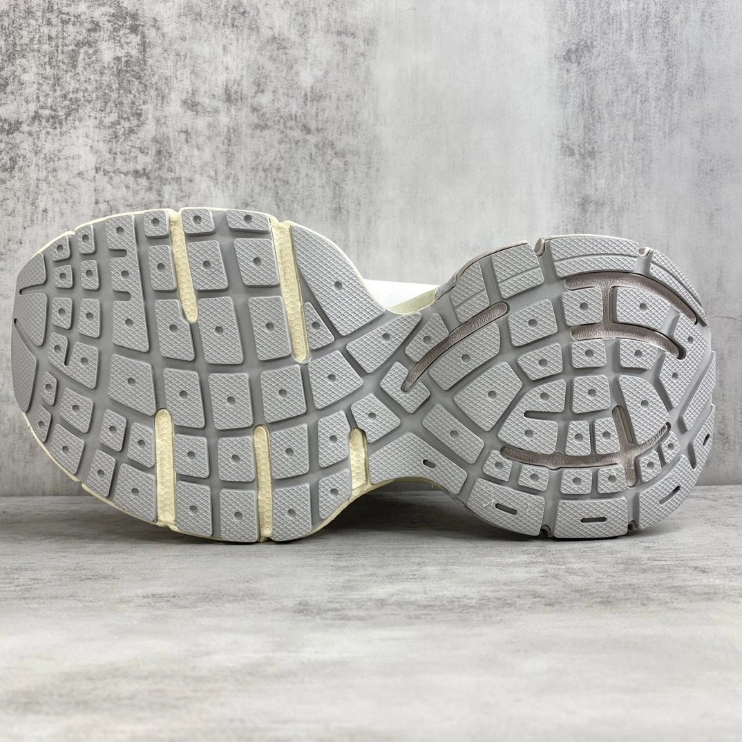 Retro Sock Sneakers Knit High Top 3XL Cream White - Gallery Image 8 - Detailed View