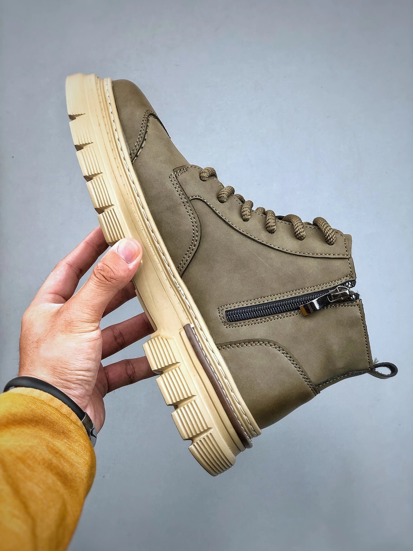 Premium Winter Work Boots Sandstone - Gallery Image 2 - Detailed View