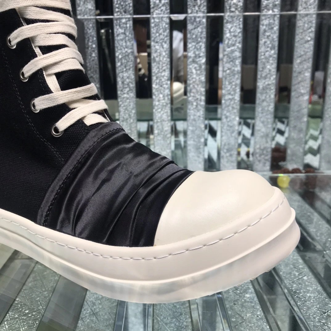 Rick Owens High-Top Pleated Sneakers Black - Gallery Image 4 - Detailed View