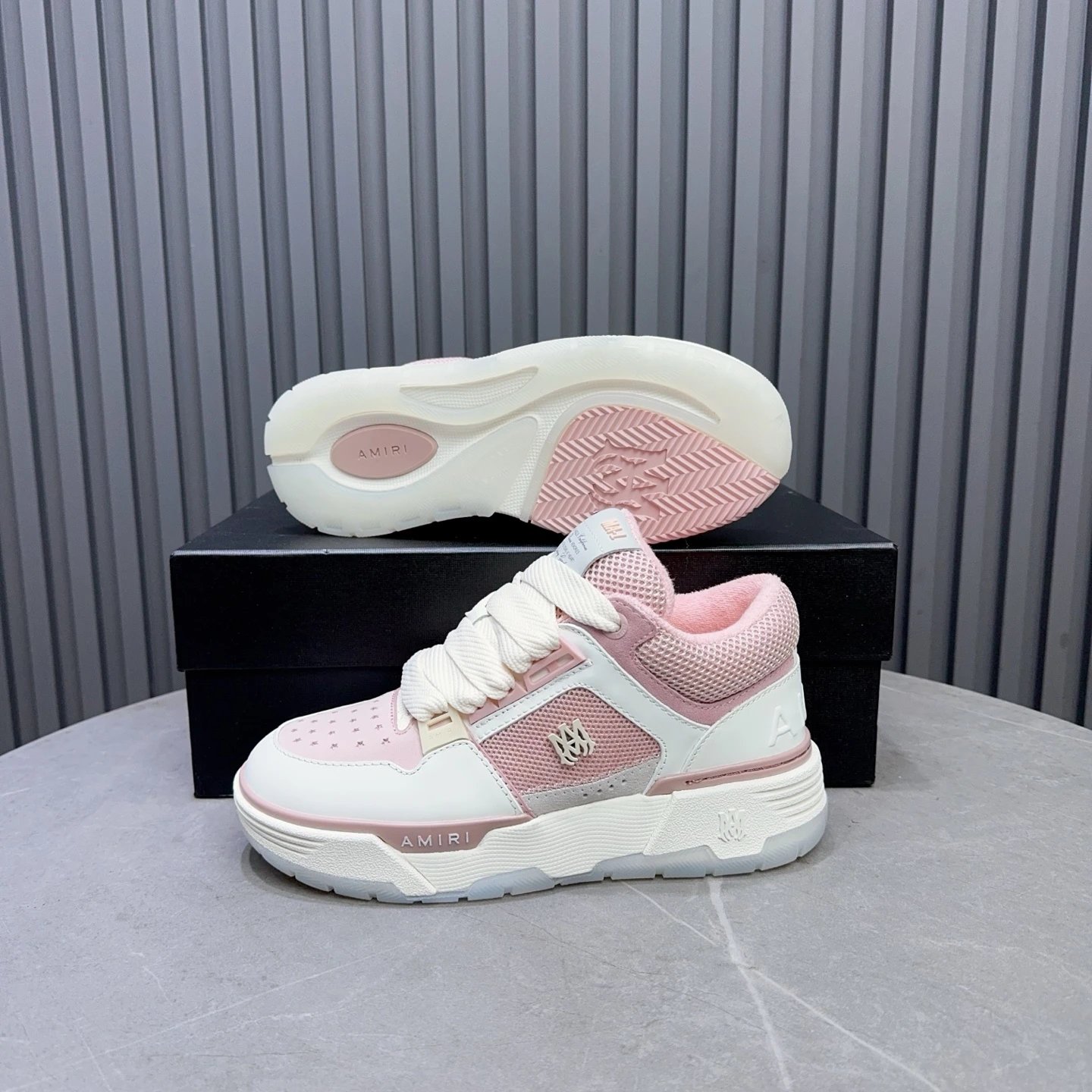 Unisex Leather Mesh Low Top Sneakers Blush Ivory - Gallery Image 8 - Detailed View