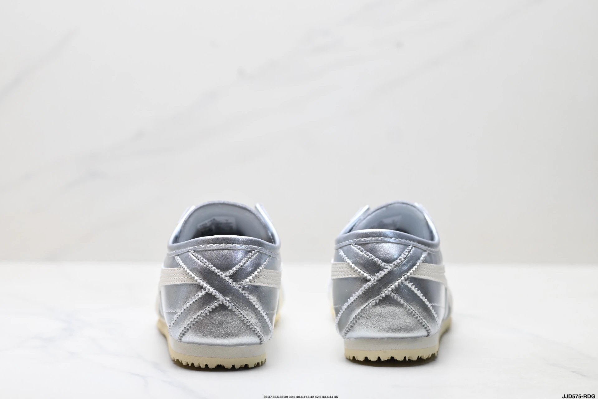 Onitsuka Tiger NIPPON MADE Mexico 66 Deluxe Sneakers Silver White - Gallery Image 6 - Detailed View