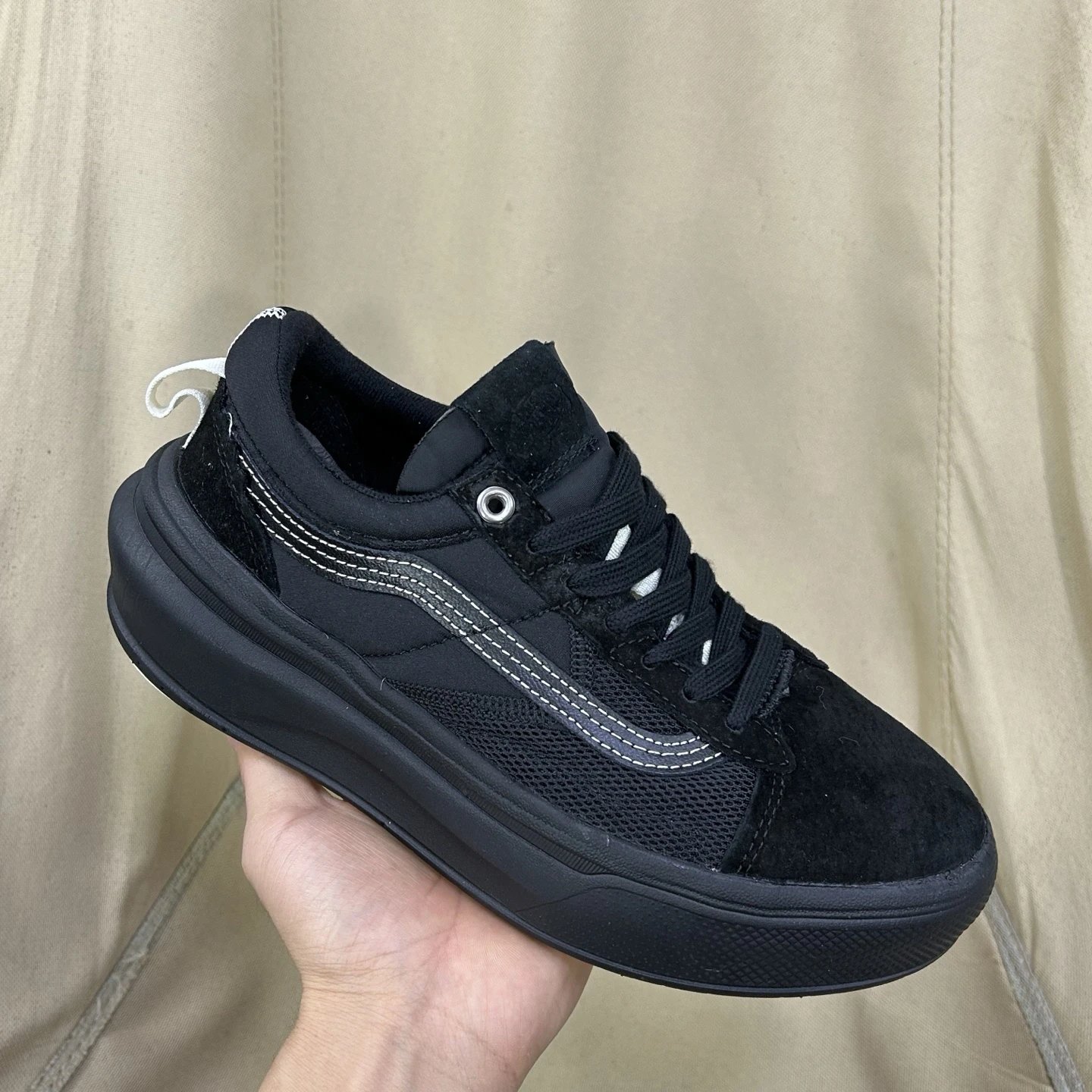 Old Skool Low Top Skate Sneakers Ebony Black - Gallery Image 7 - Detailed View