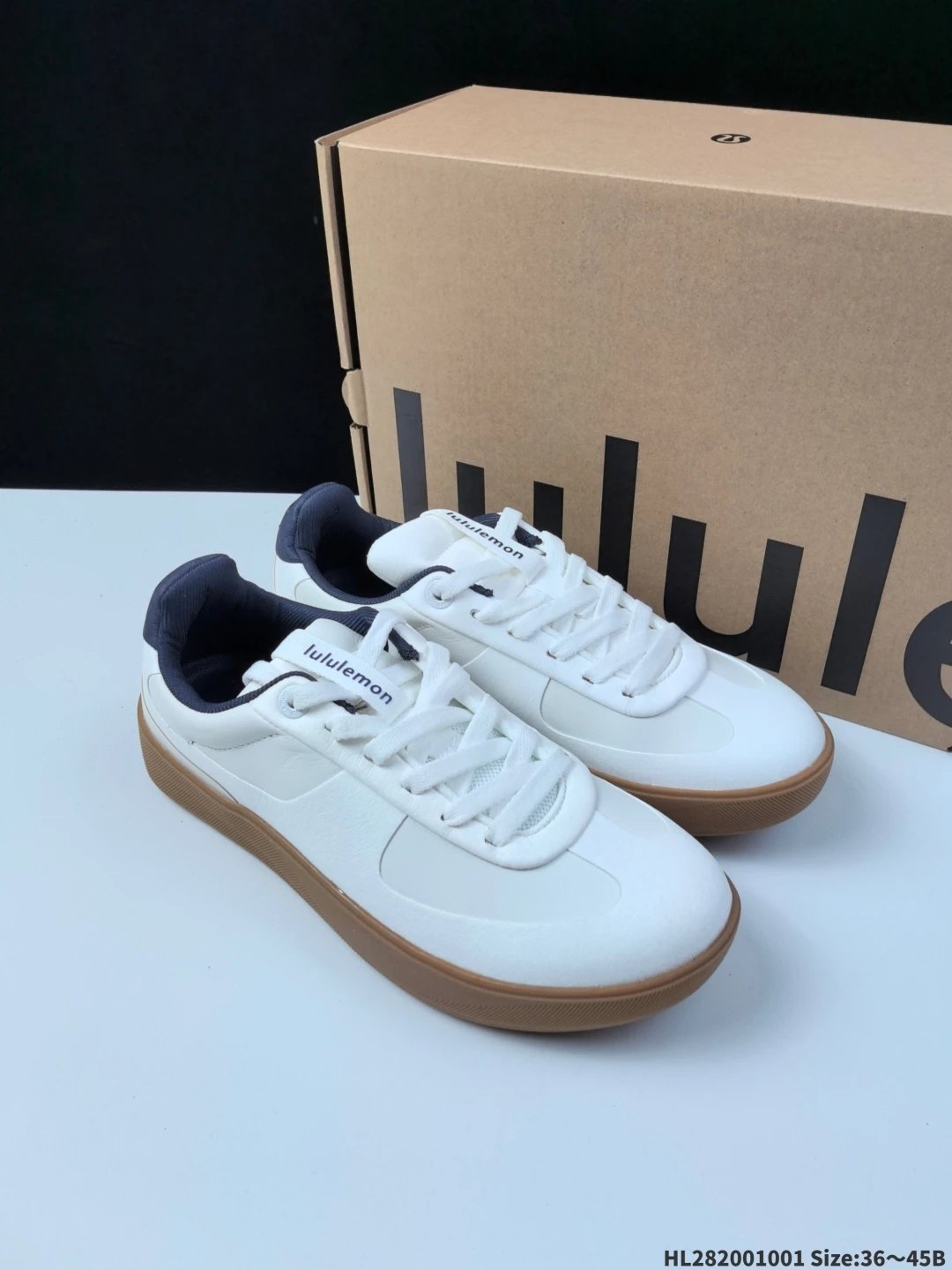 Lululemon Cityverse Low Sneakers White Black - Gallery Image 2 - Detailed View