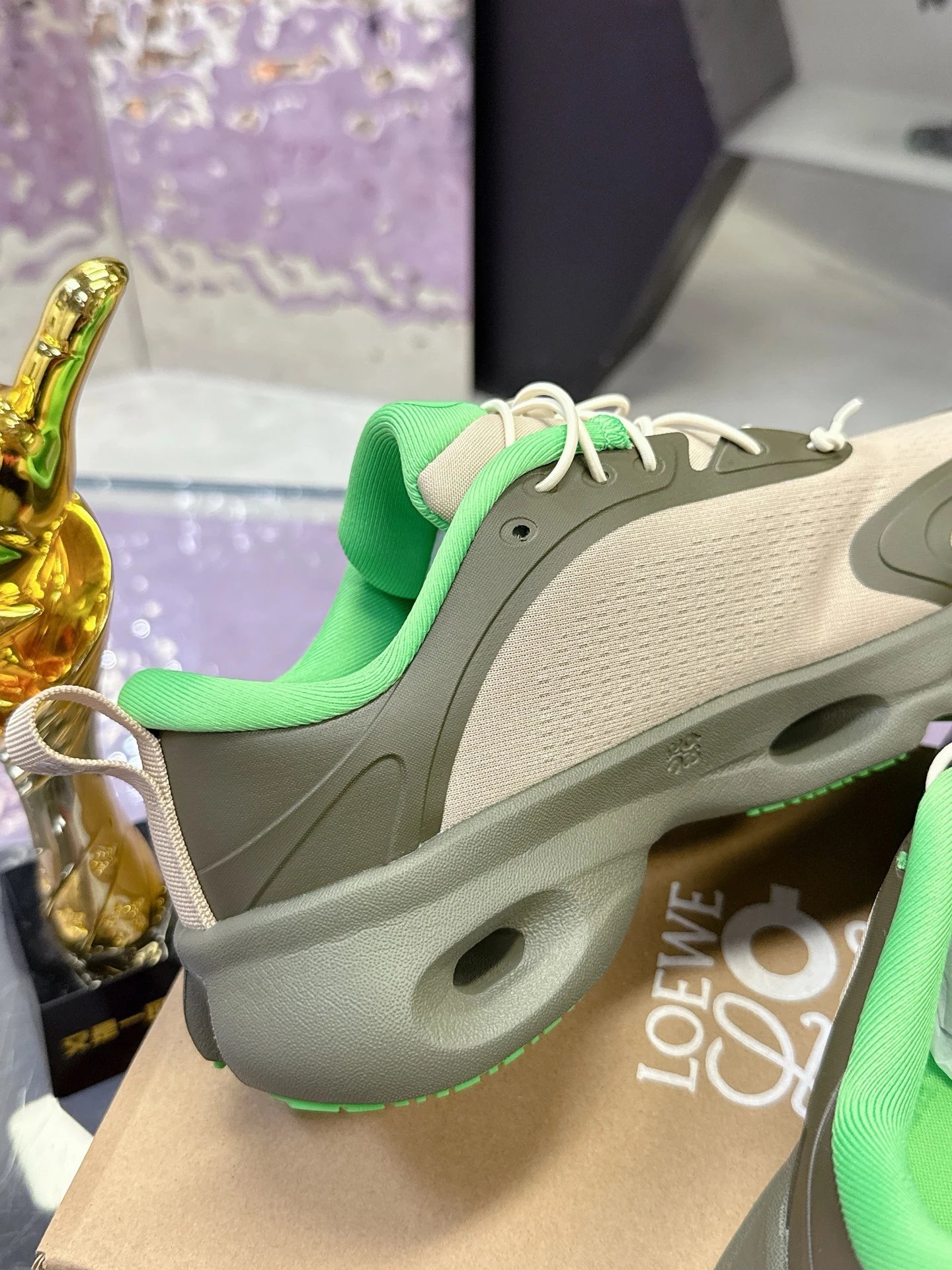 Loewe x On 3.0 Cloudventure Sneakers Olive-Green - Gallery Image 8 - Detailed View
