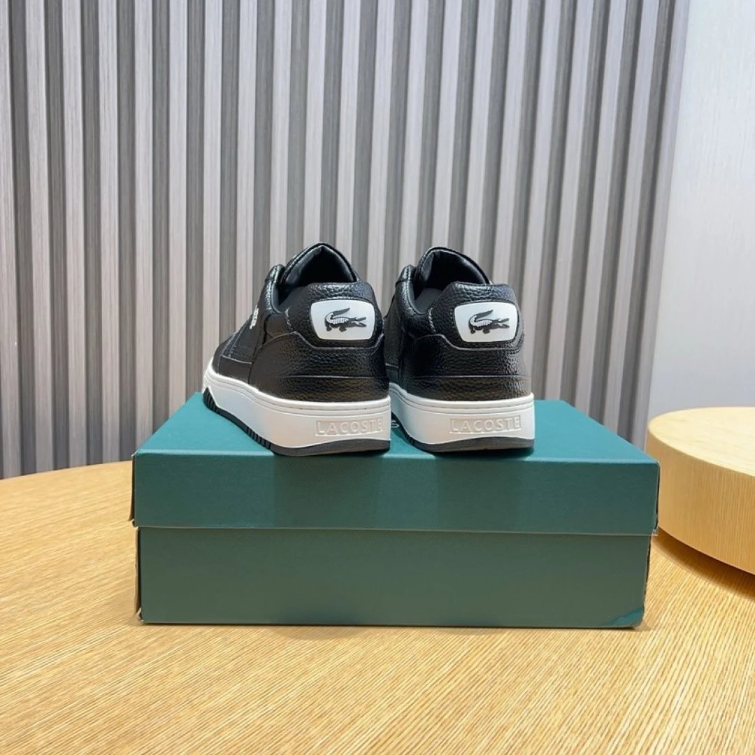 Lacoste Classic Sneakers Black - Gallery Image 6 - Detailed View