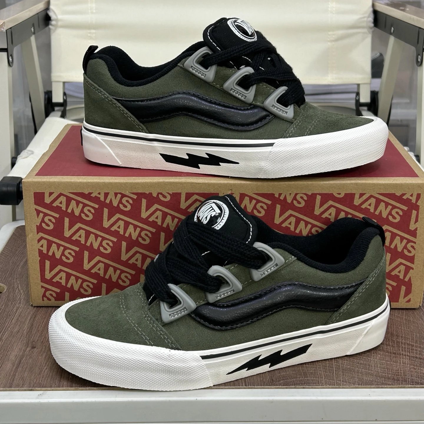 Low Top Suede Skate Shoes Lightning Moss Green - Gallery Image 9 - Detailed View