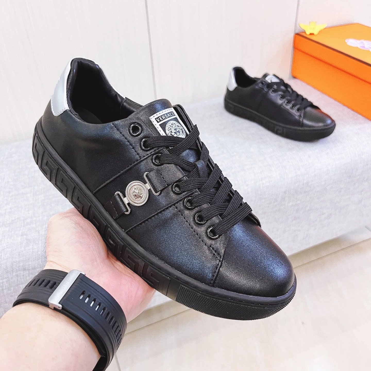 Luxury Leather Low Top Sneakers for Men Onyx Black - Gallery Image 4 - Detailed View