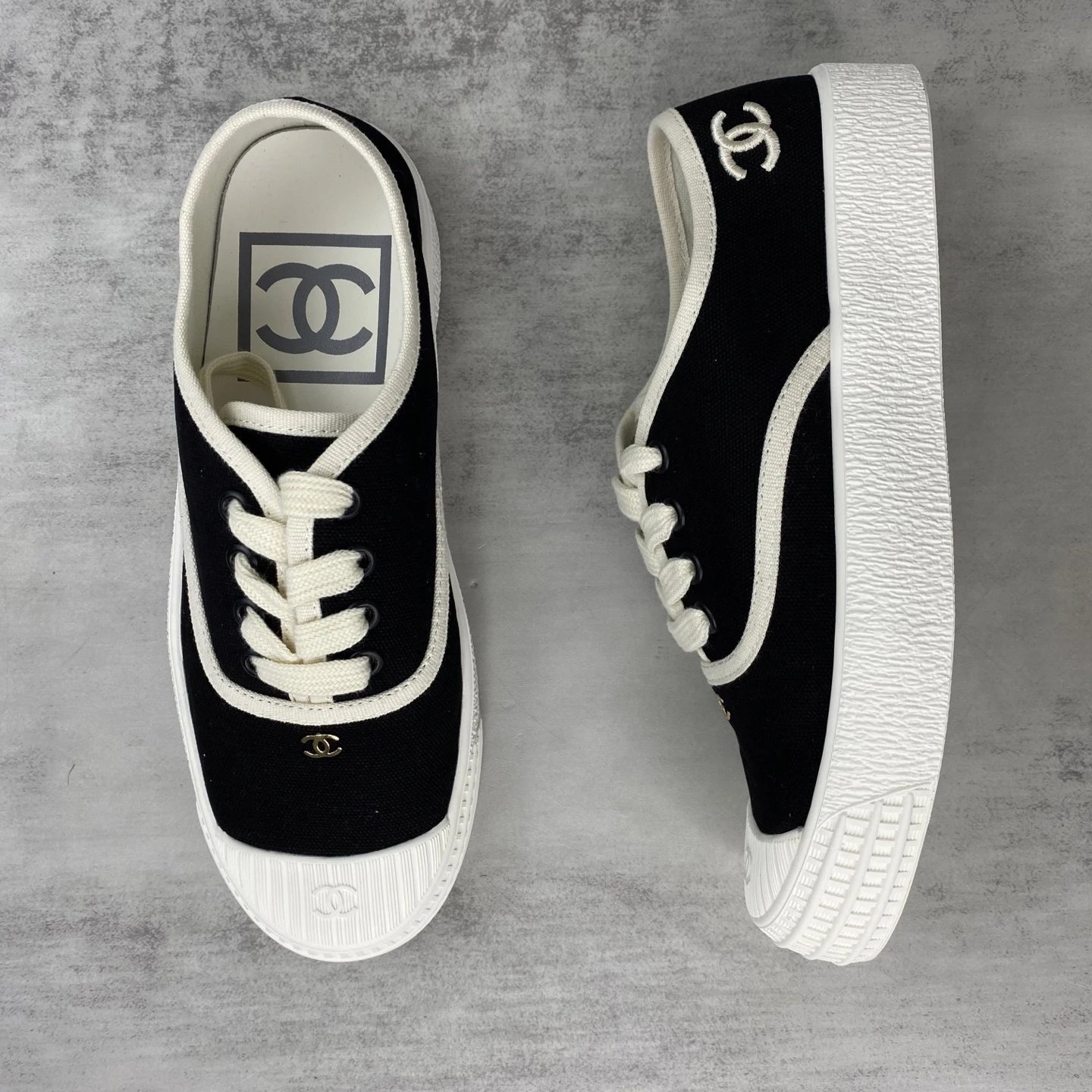 Vintage Canvas Low Top Sneakers with Ivory Black Trim - Gallery Image 3 - Detailed View